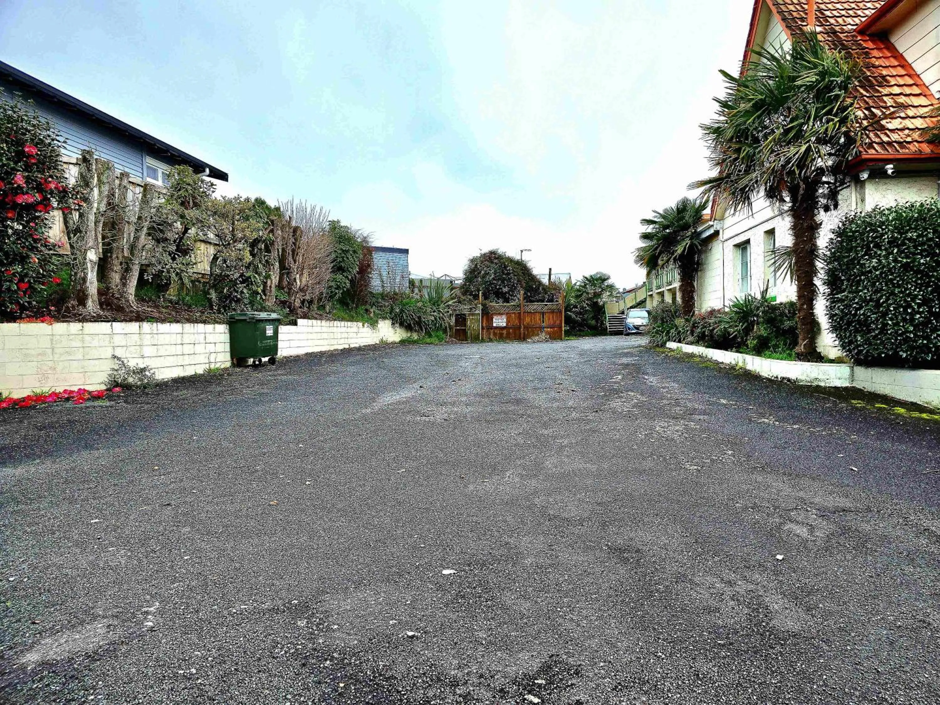 Parking in Putaruru Arms Motor Inn