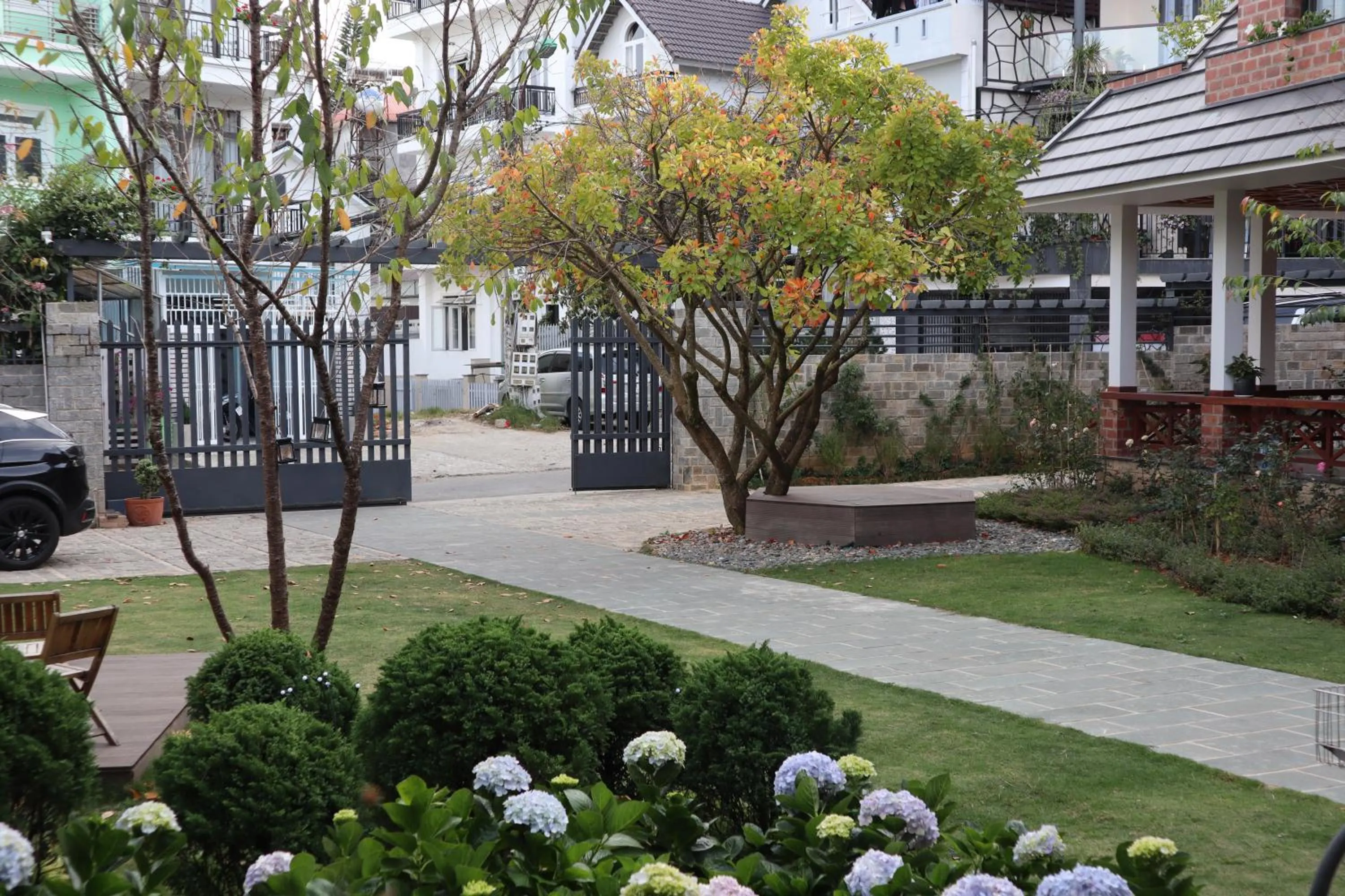 Day in Hoang Loc Villa