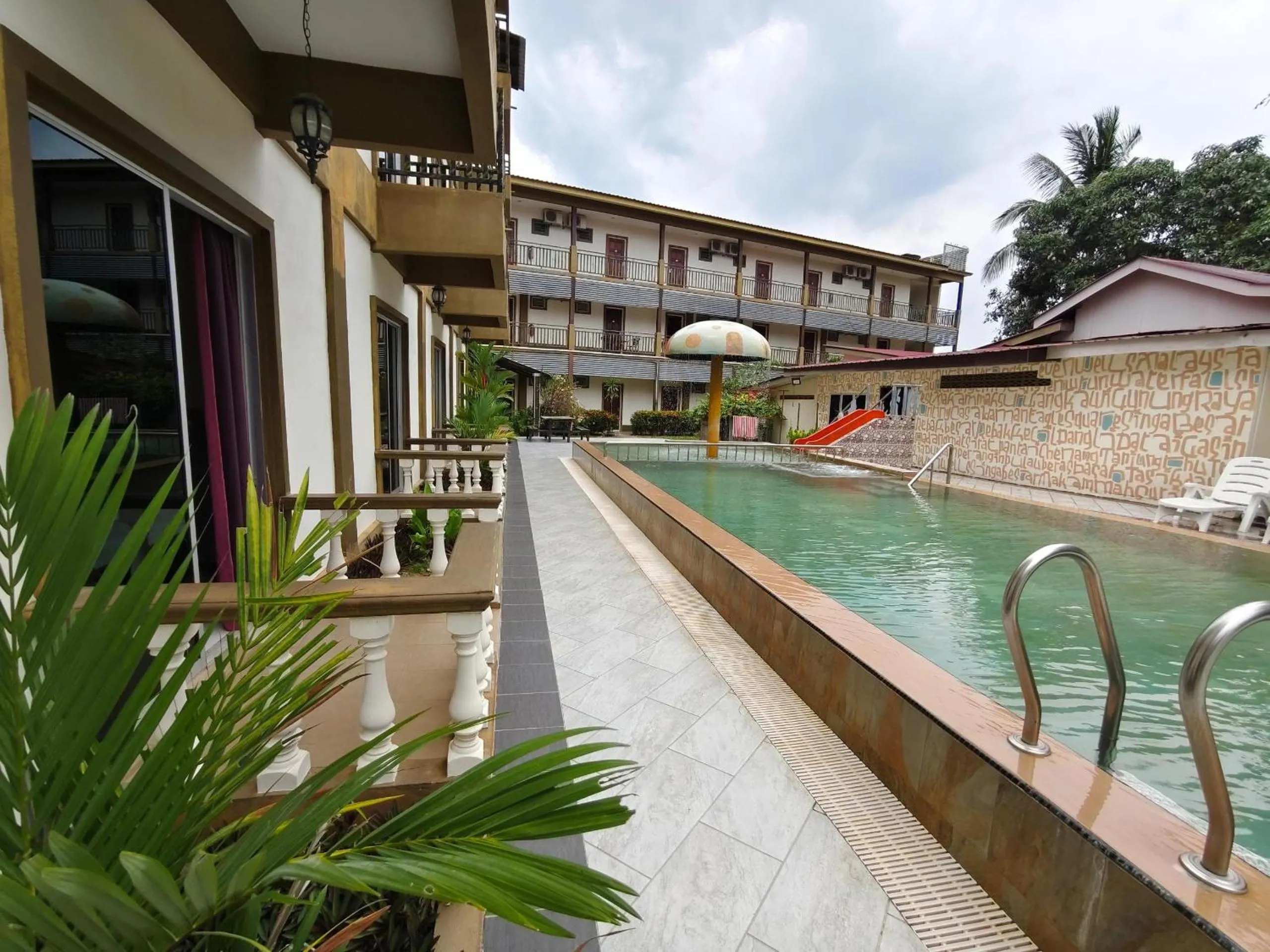 Property building in Casa Idaman Motel Langkawi
