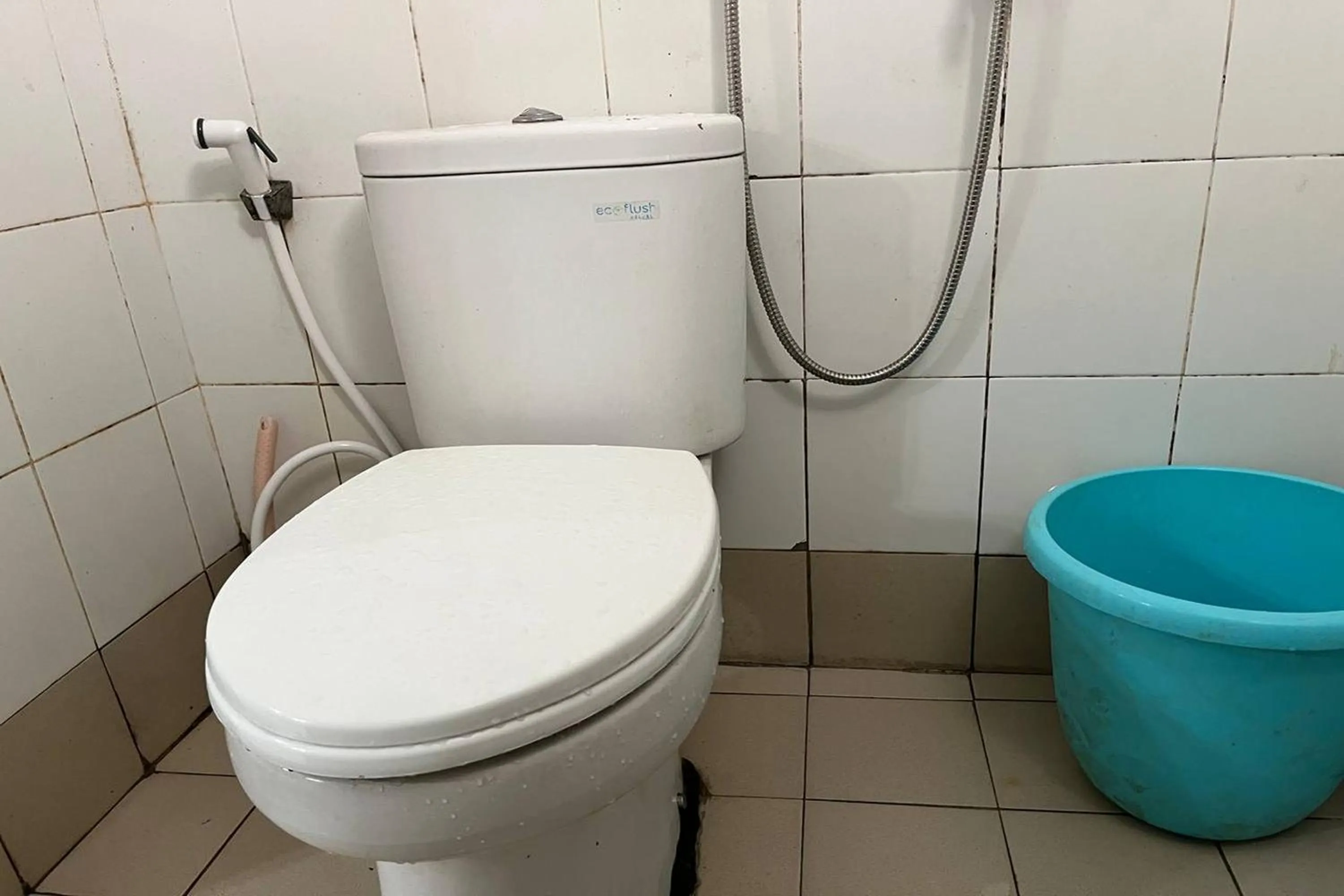 Bathroom in Apartment Bassura City by Berkah Estate