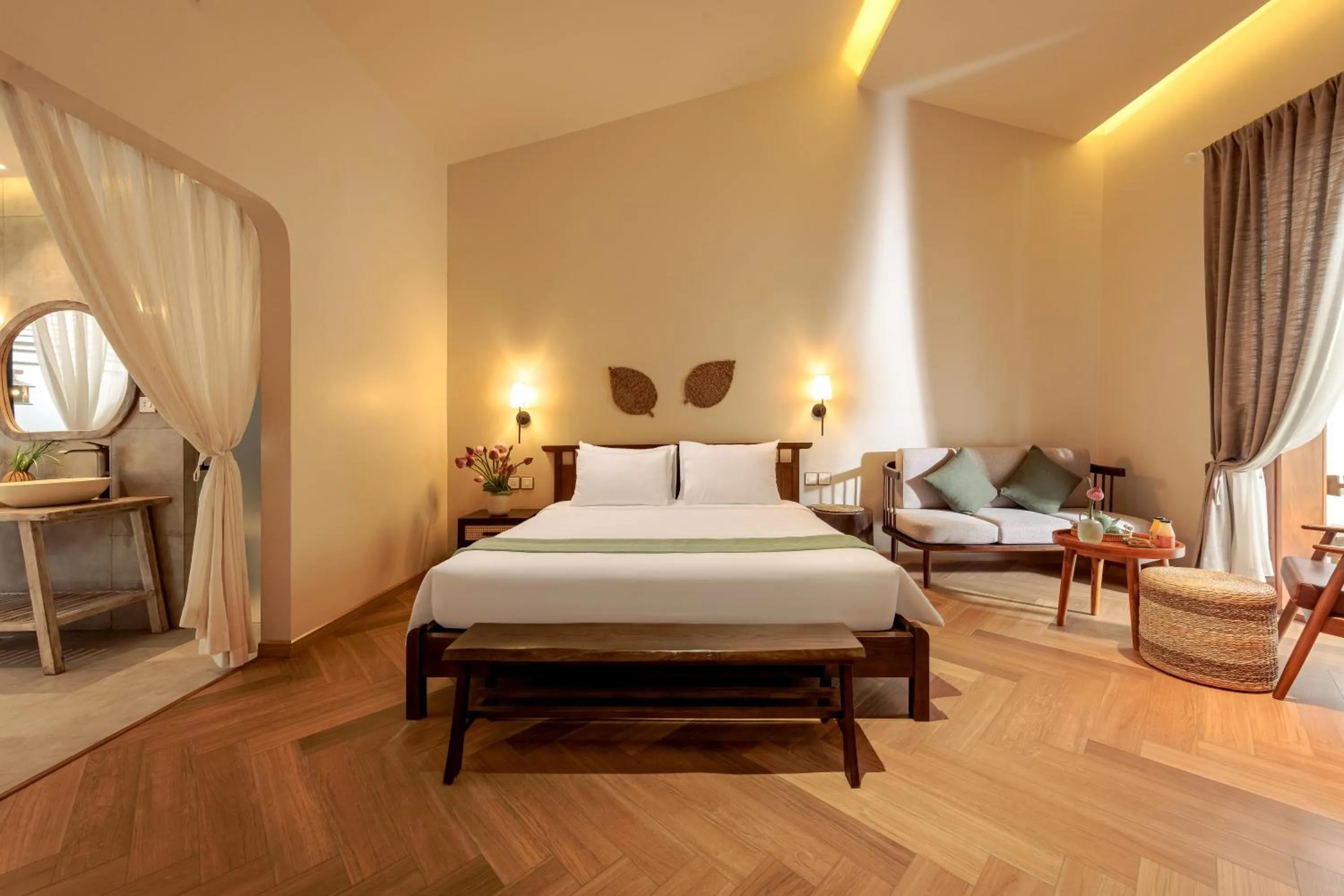 Photo of the whole room, Bed in La Sen Village