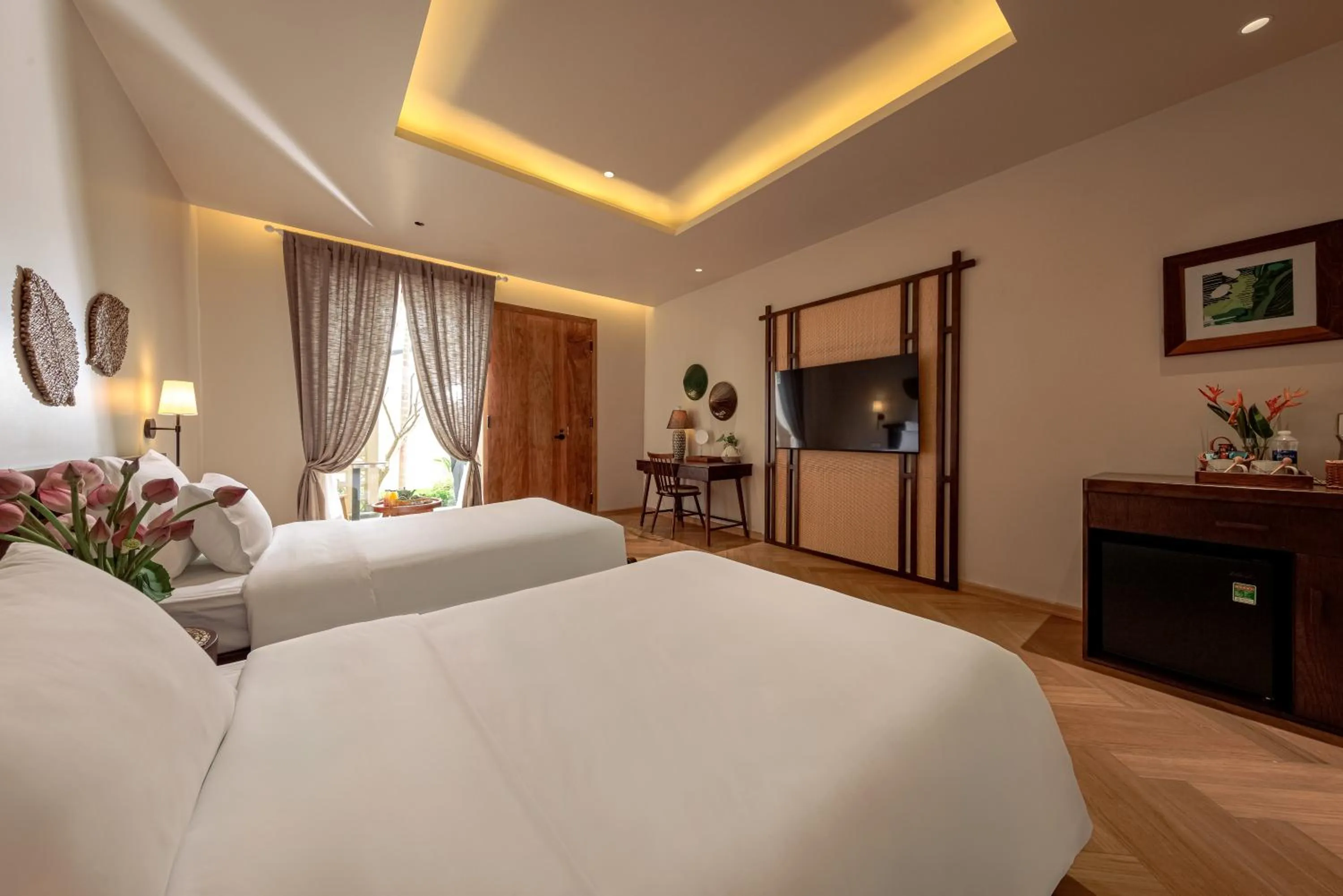 Photo of the whole room, Bed in La Sen Village