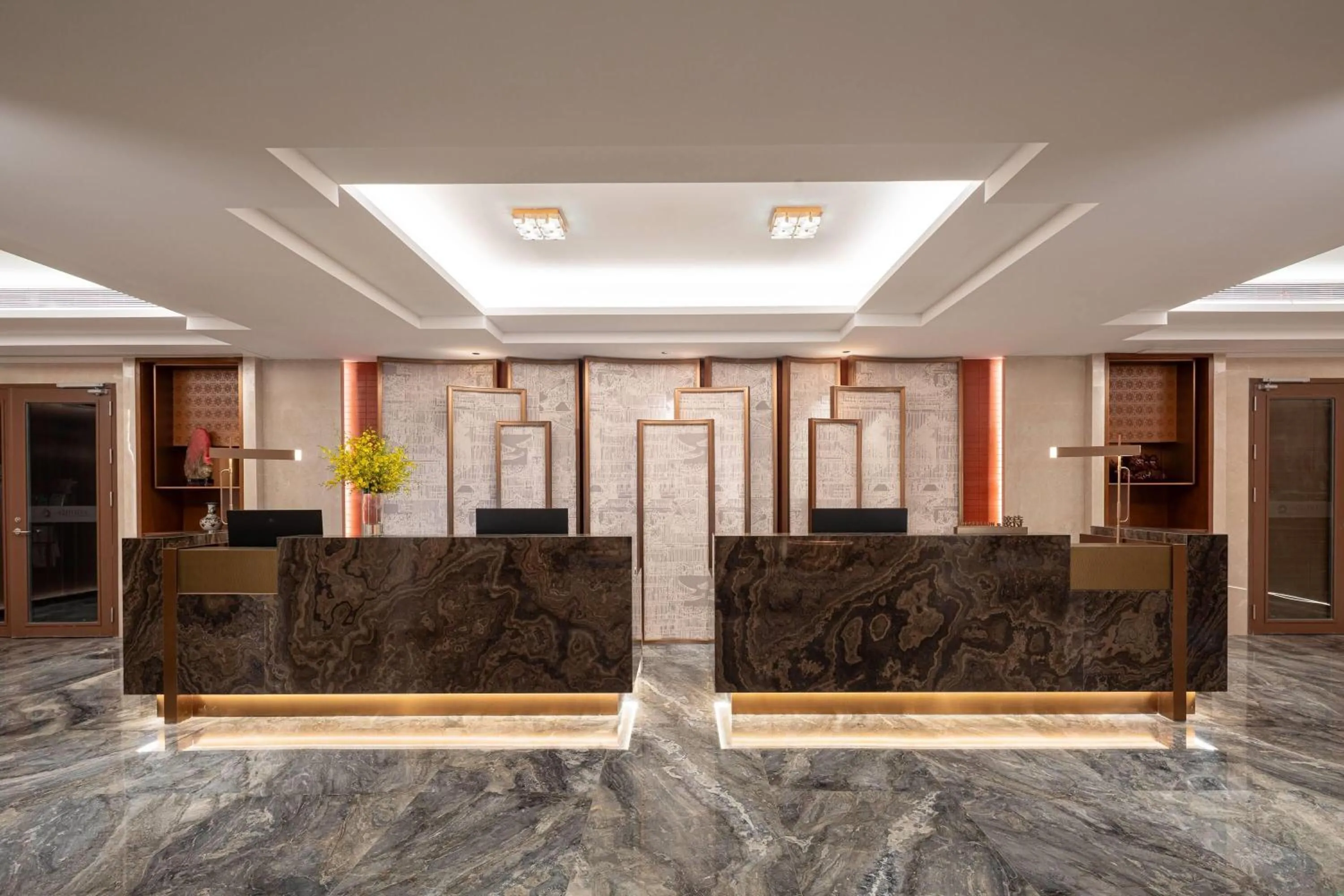 Lobby or reception in La Quinta by Wyndham Suzhou Yangshan