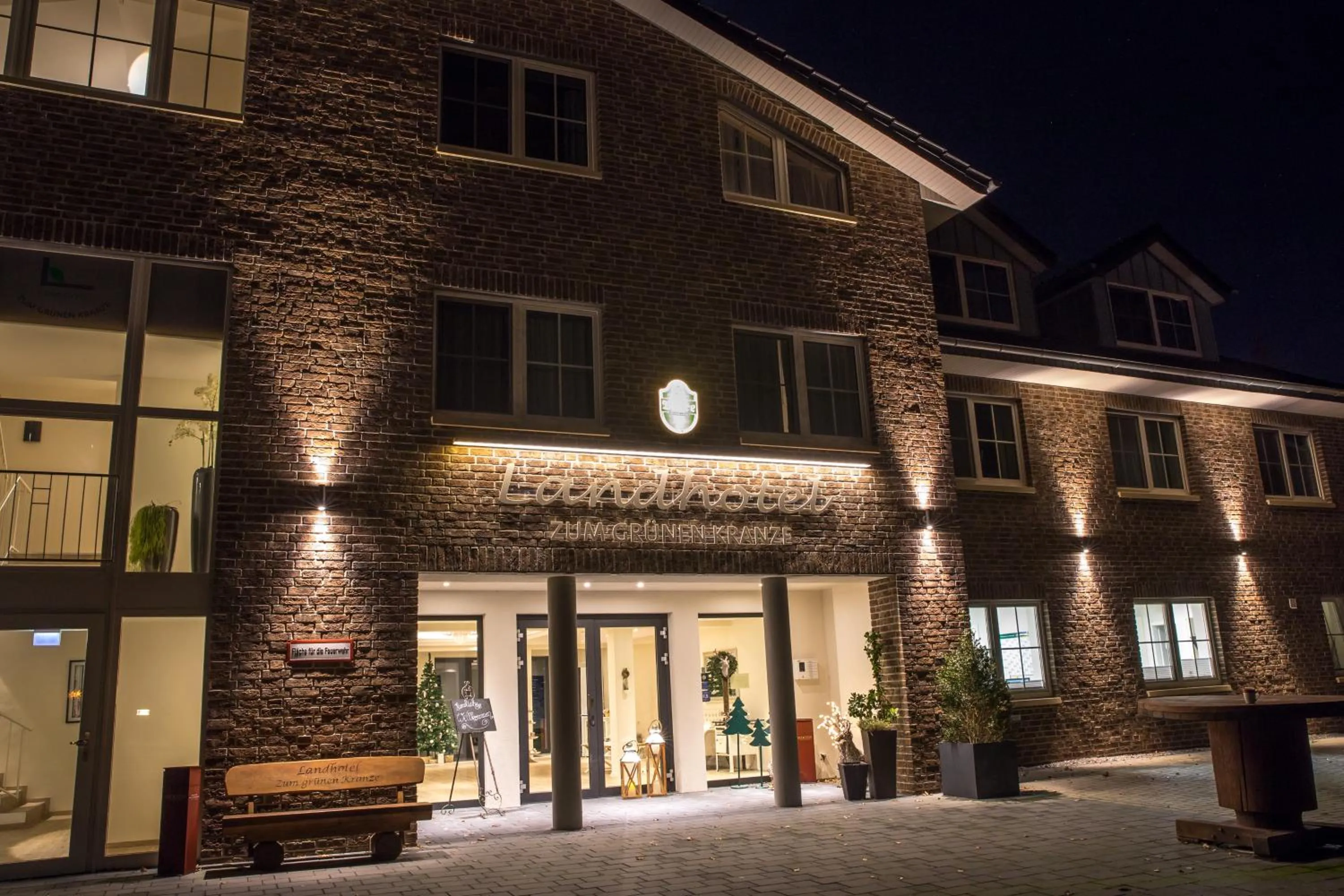 Facade/entrance in Landhotel zum grünen Kranze