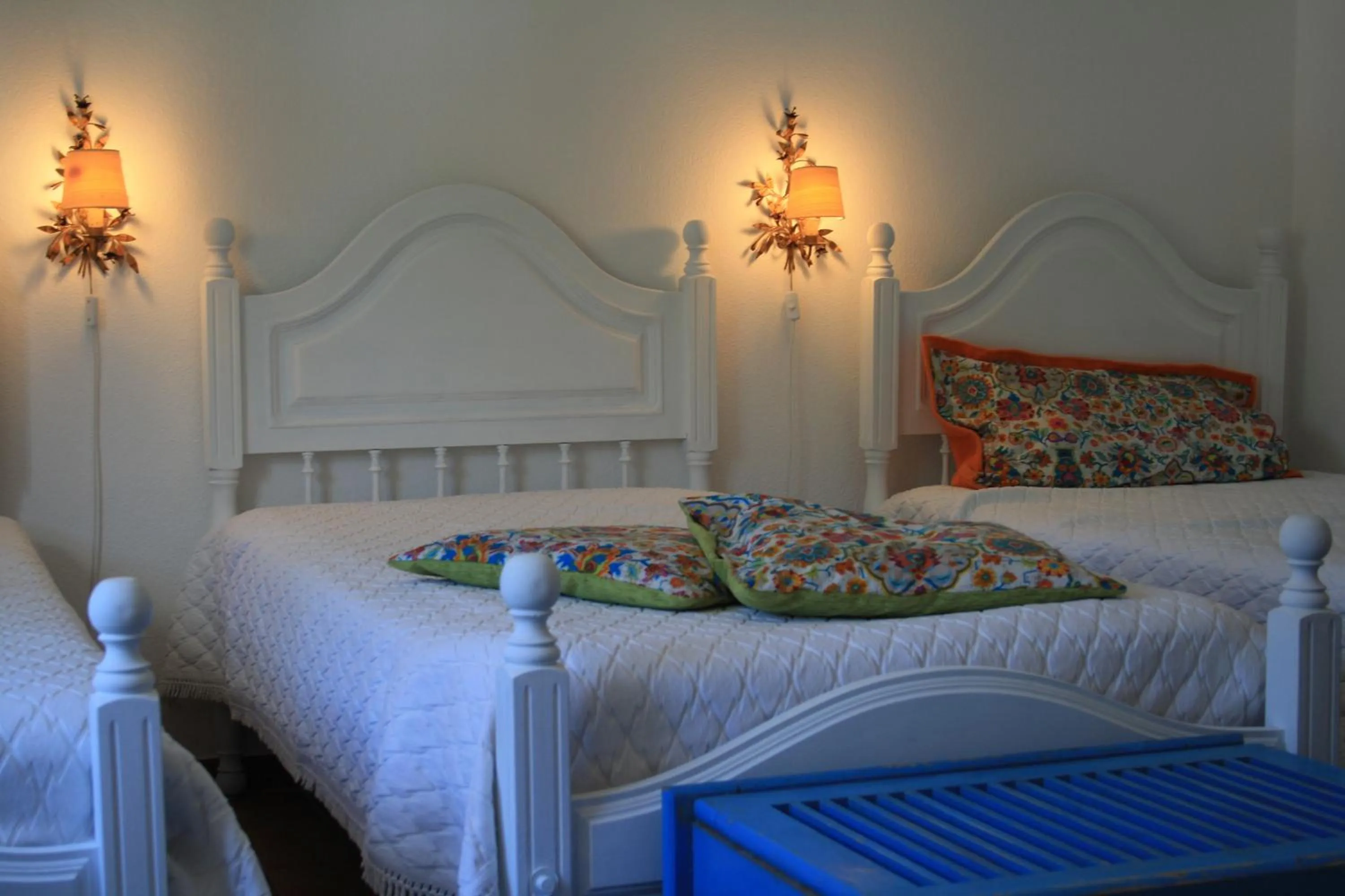 Bed in Moby Dick Lodge Cascais