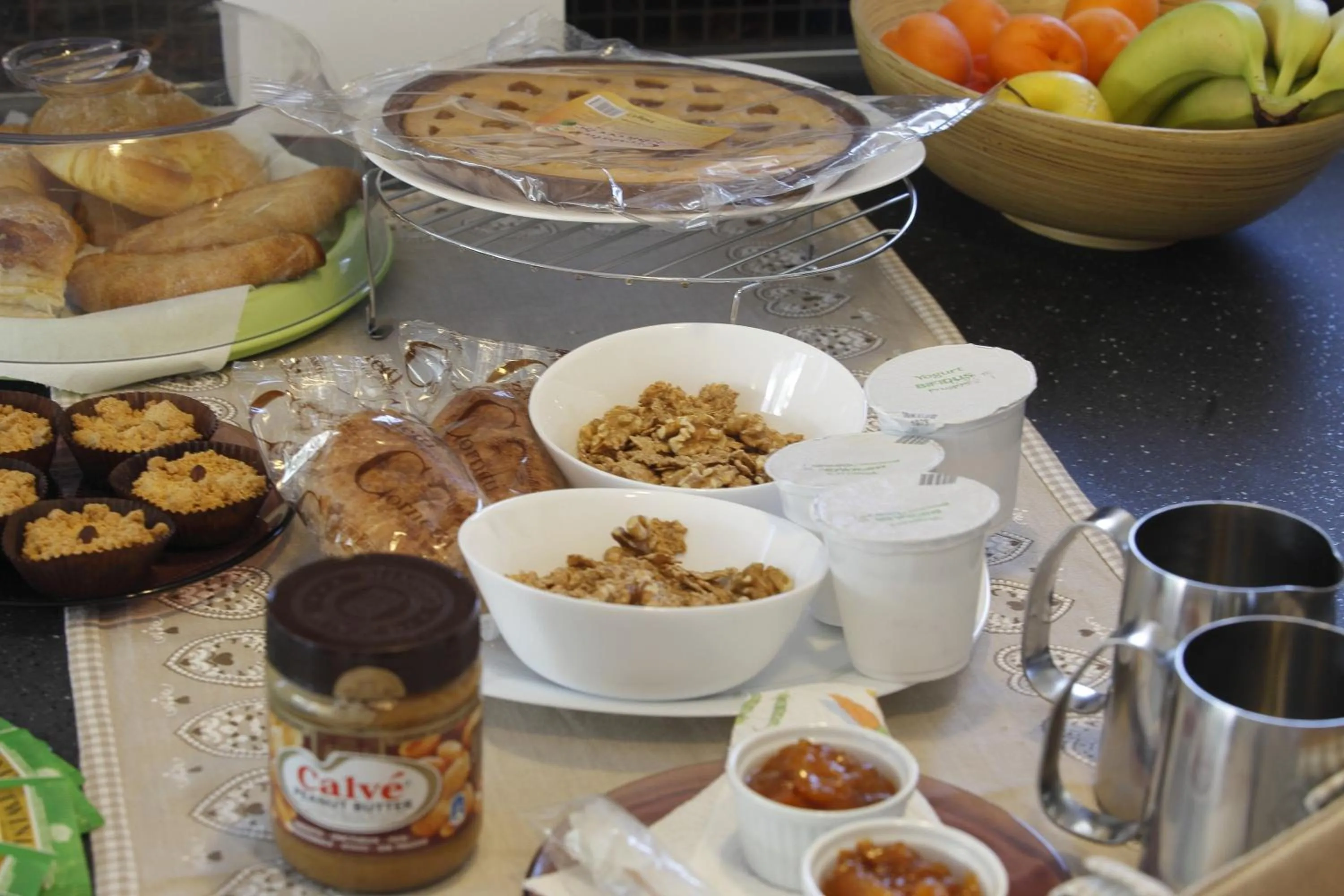 Continental breakfast in B&B Villa Flora
