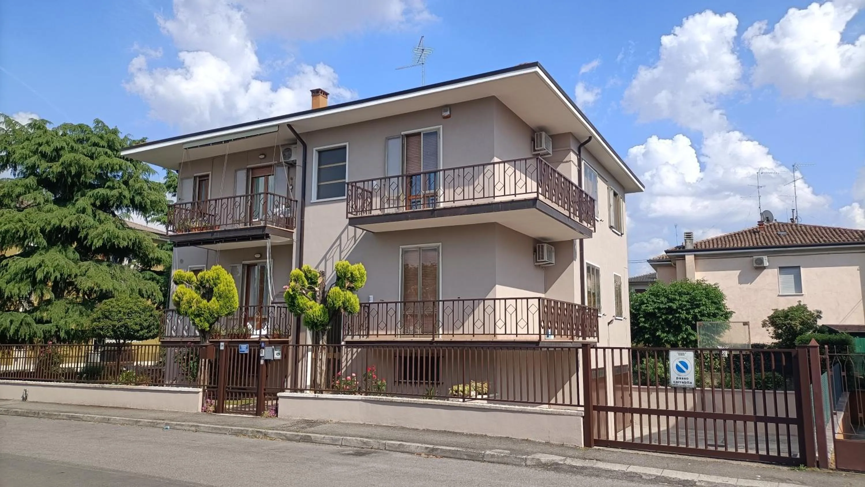 Property building in B&B Il Mondo Di Ross