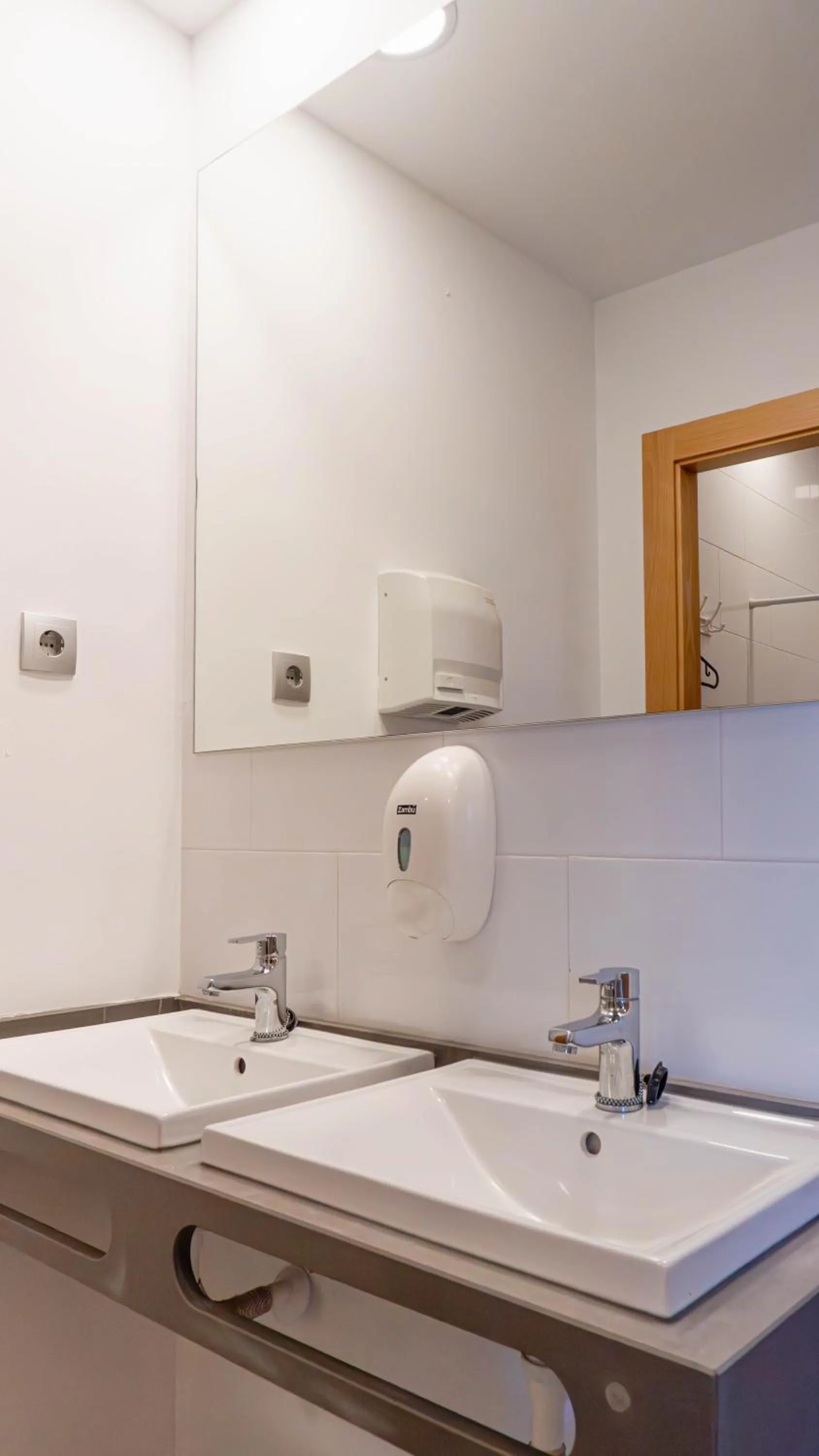 Bathroom in Albergue Las Salinas