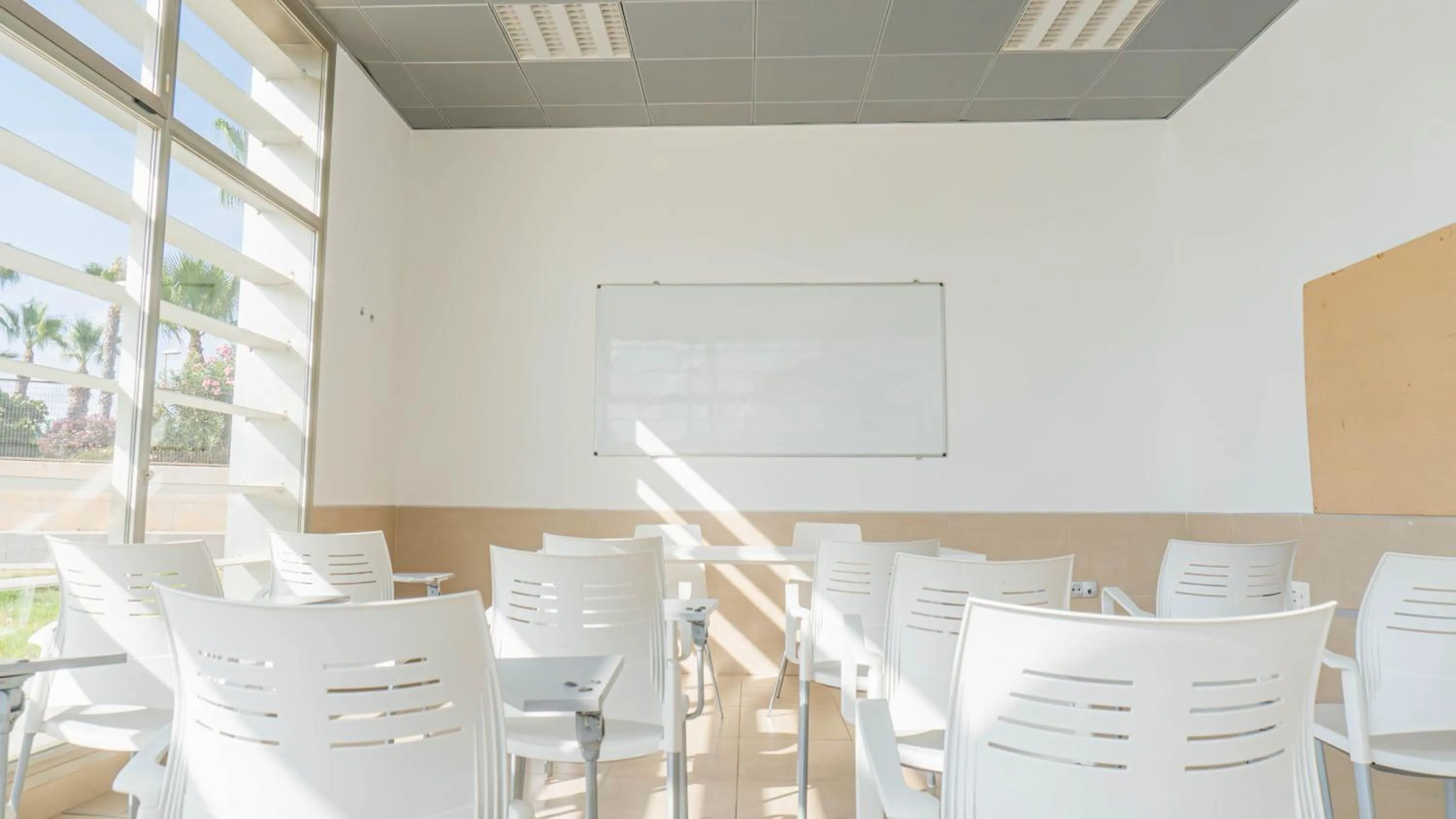 Seating area in Albergue Las Salinas