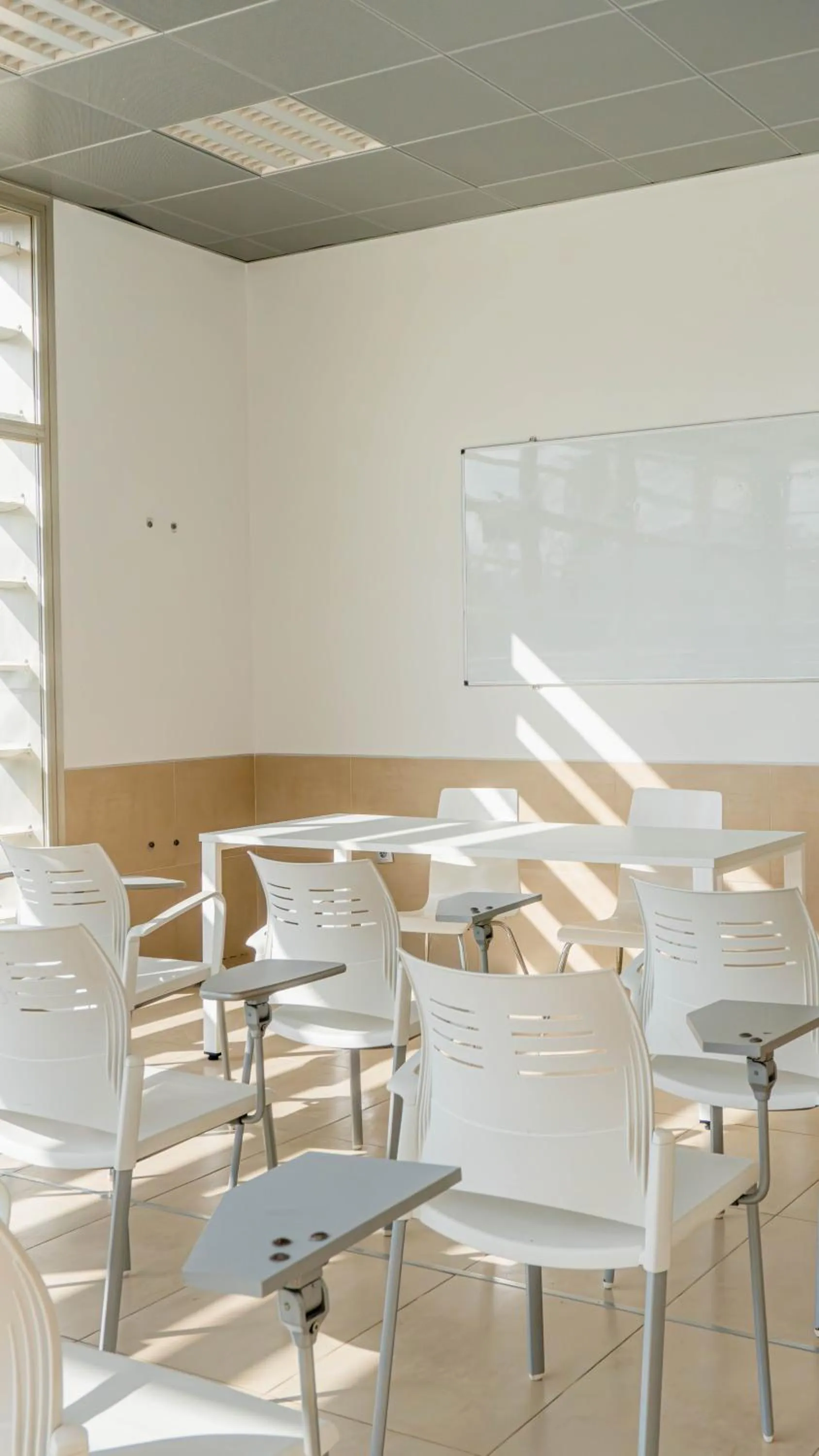 Seating area in Albergue Las Salinas