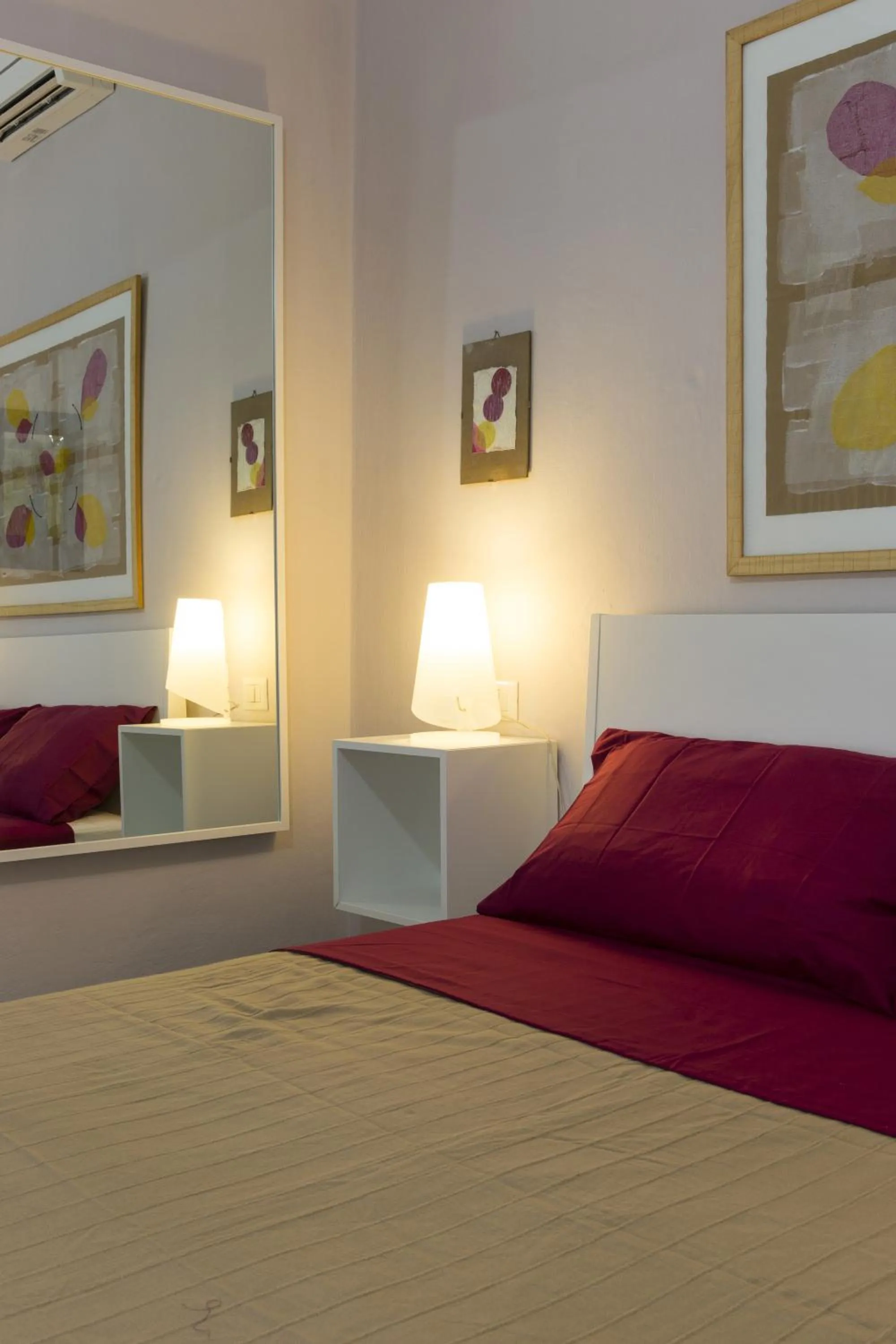 Decorative detail, Bed in Affittacamere Le Farfalle