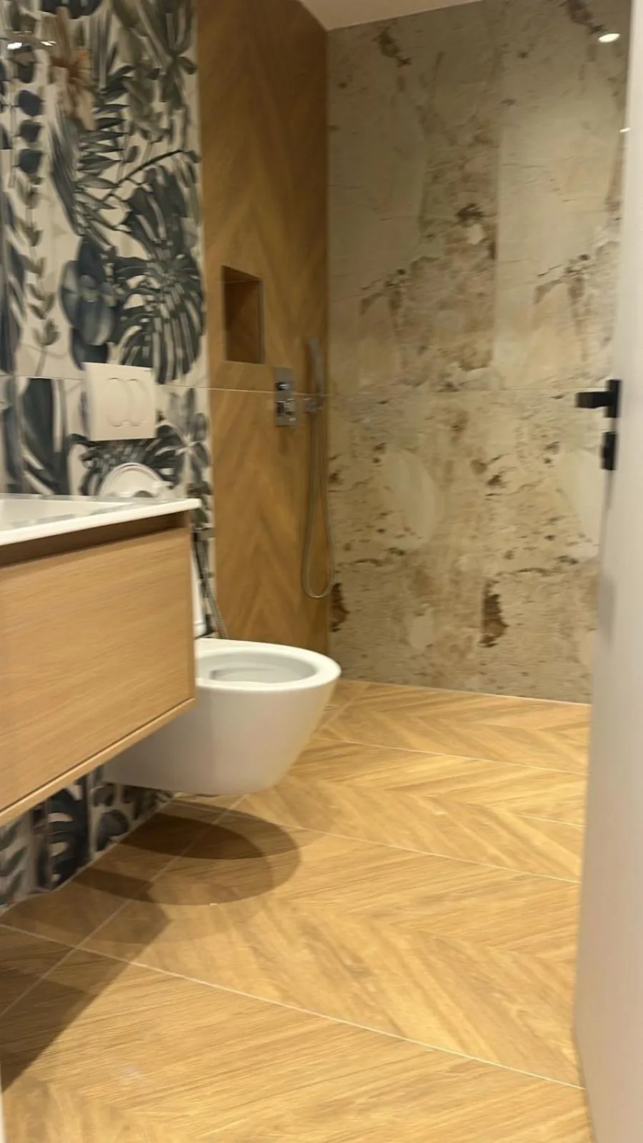 Bathroom in Hotel Parid