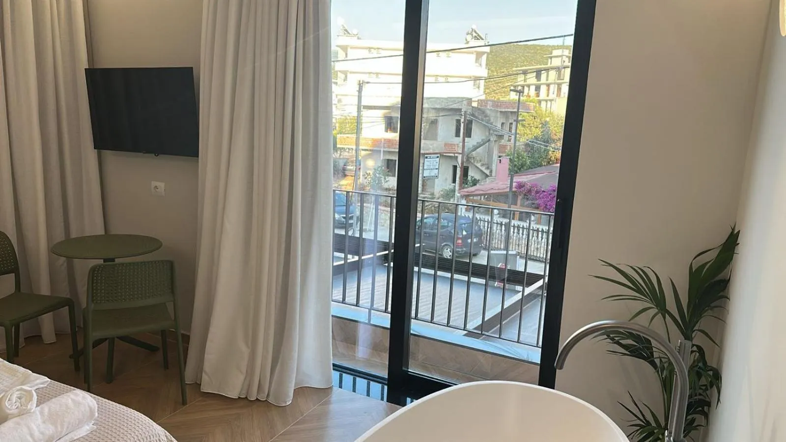 View (from property/room) in Hotel Parid