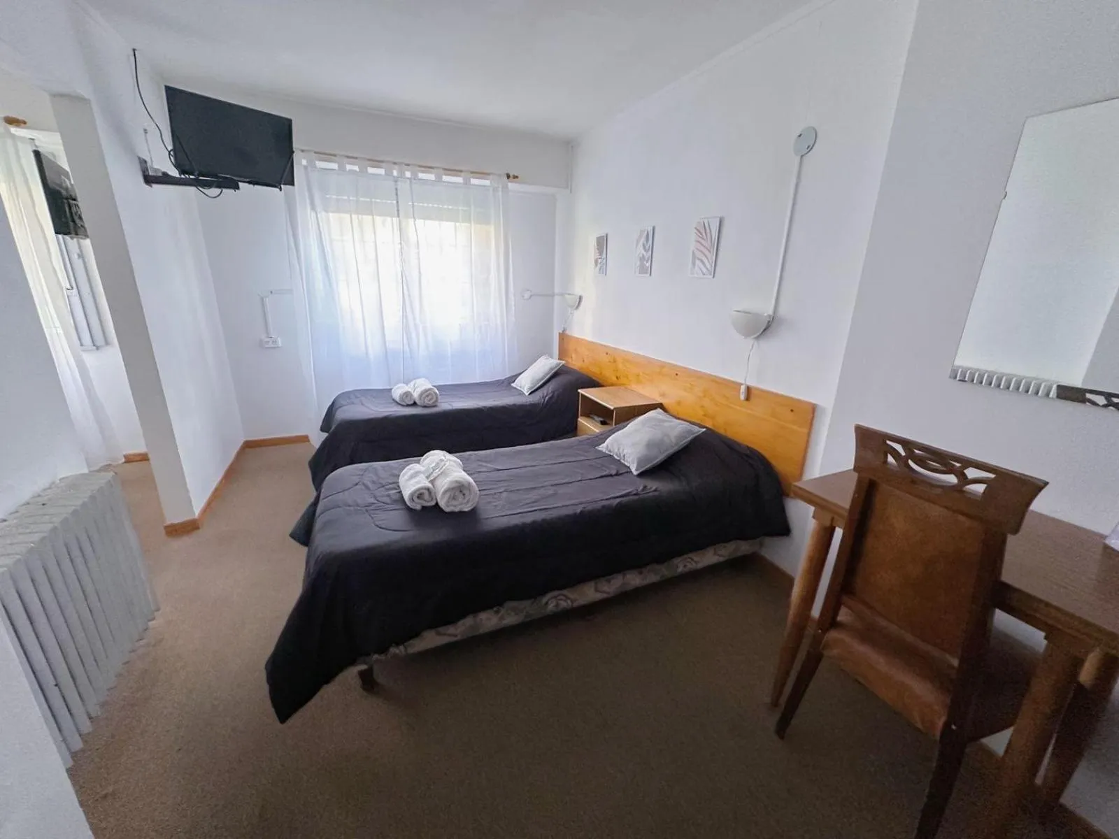 Photo of the whole room, Bed in Hosteria Puyehue