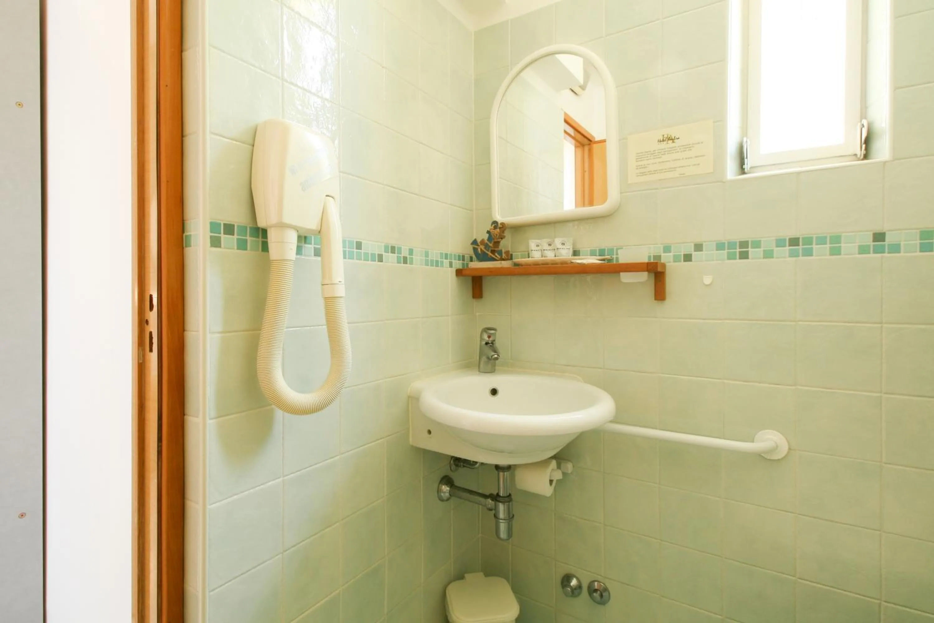 Toilet in Ambra Hotel Cattolica