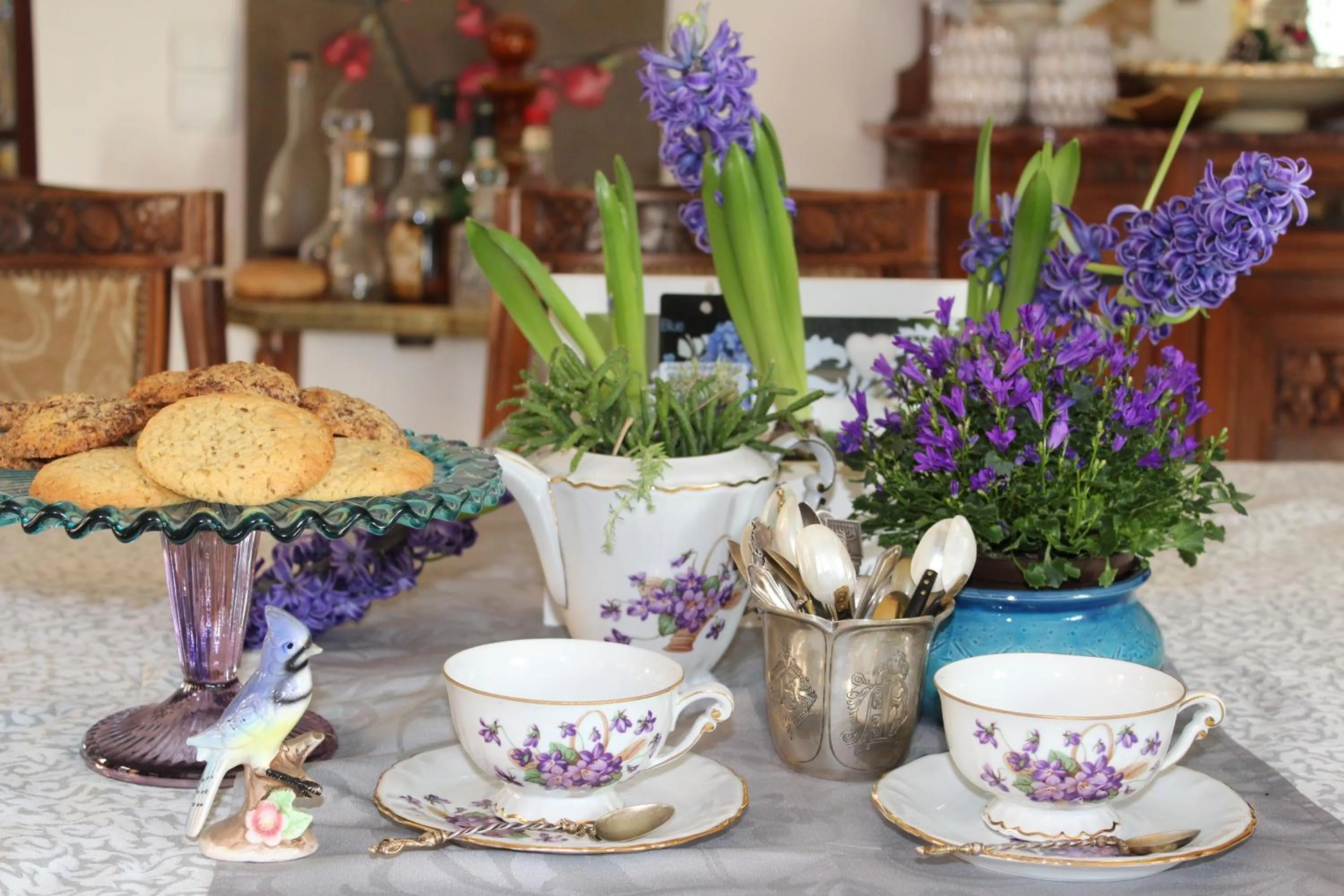 Food and drinks in Chambre d'Hôtes La Grenade Bleue