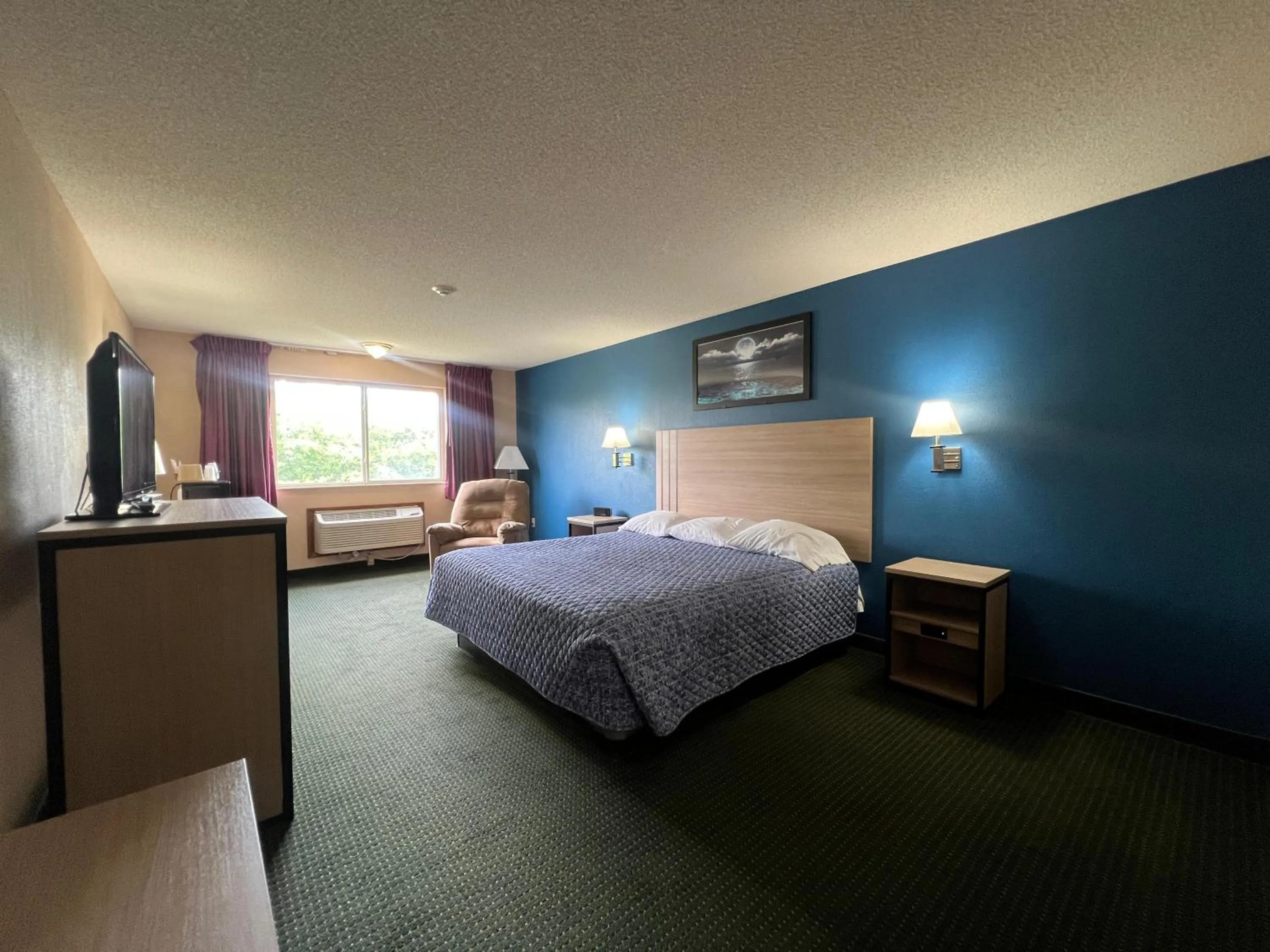 Bedroom, Bed in Marysville Surf Motel Kansas US 77