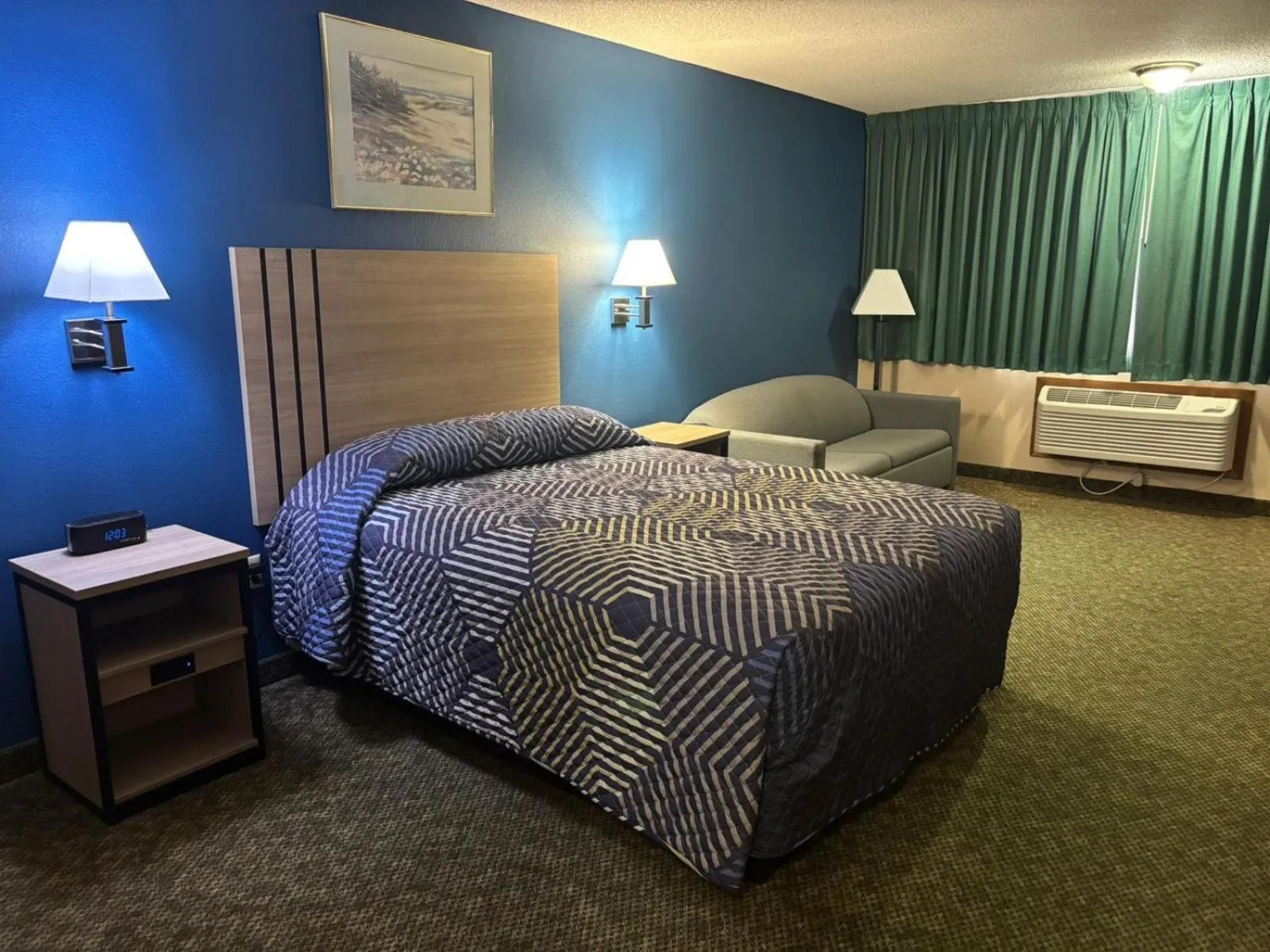 Bedroom, Bed in Marysville Surf Motel Kansas US 77