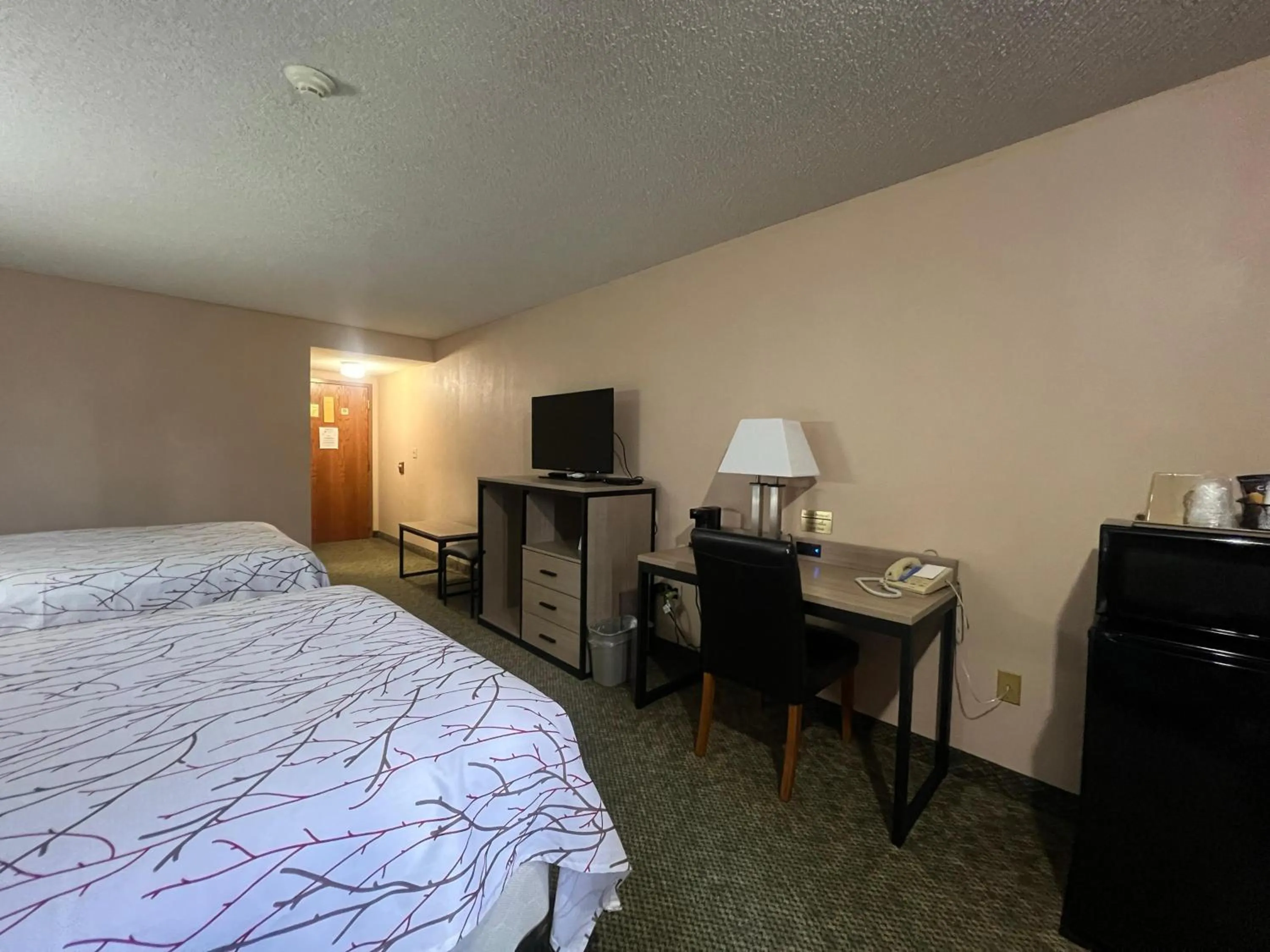 Bedroom, Bed in Marysville Surf Motel Kansas US 77