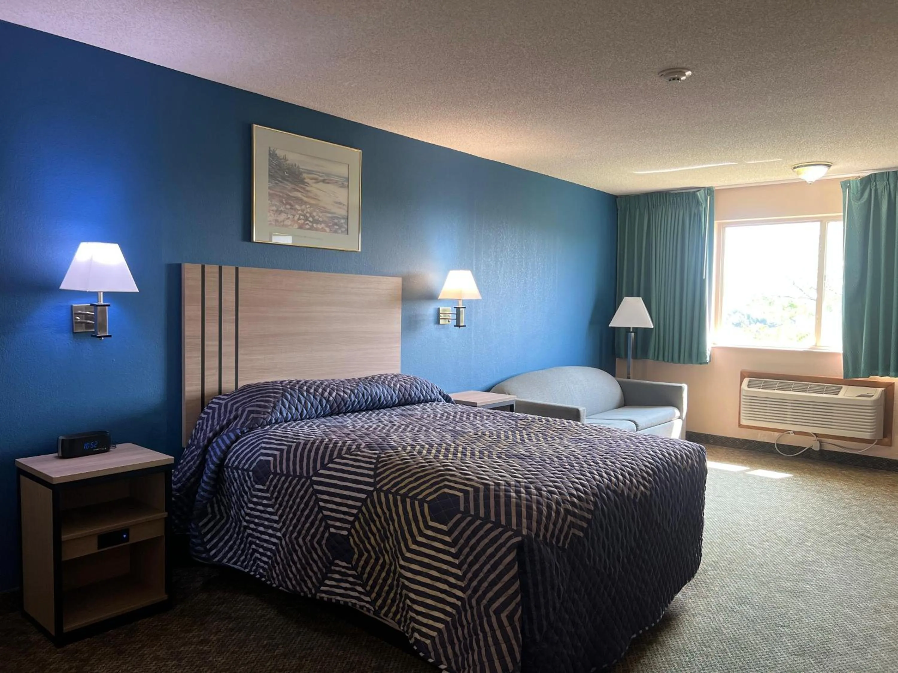 Bedroom, Bed in Marysville Surf Motel Kansas US 77