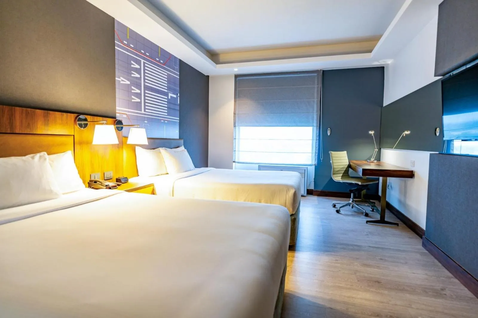 Bed in Courtyard by Marriott Santiago Airport