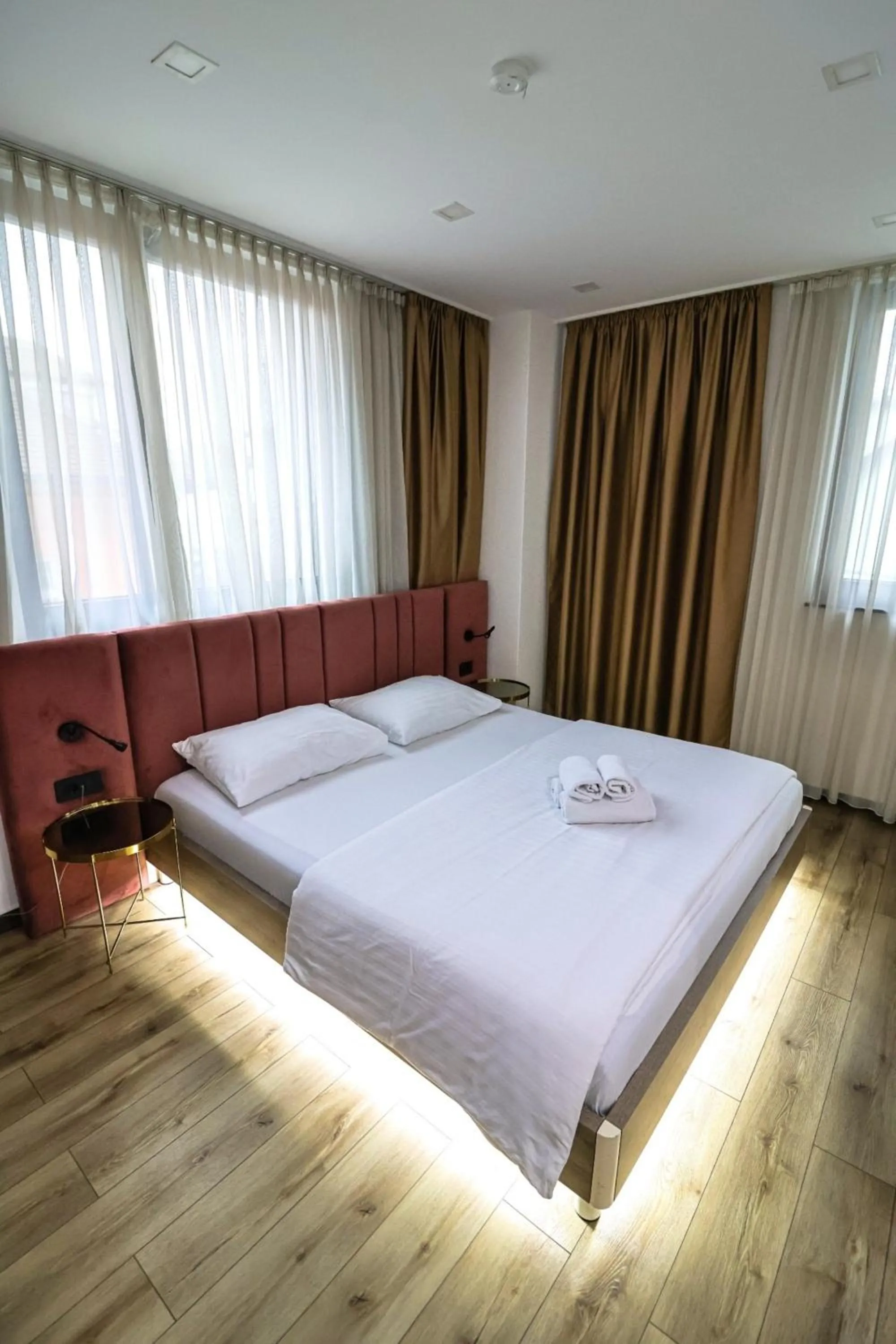 Bedroom, Bed in The Hotel National