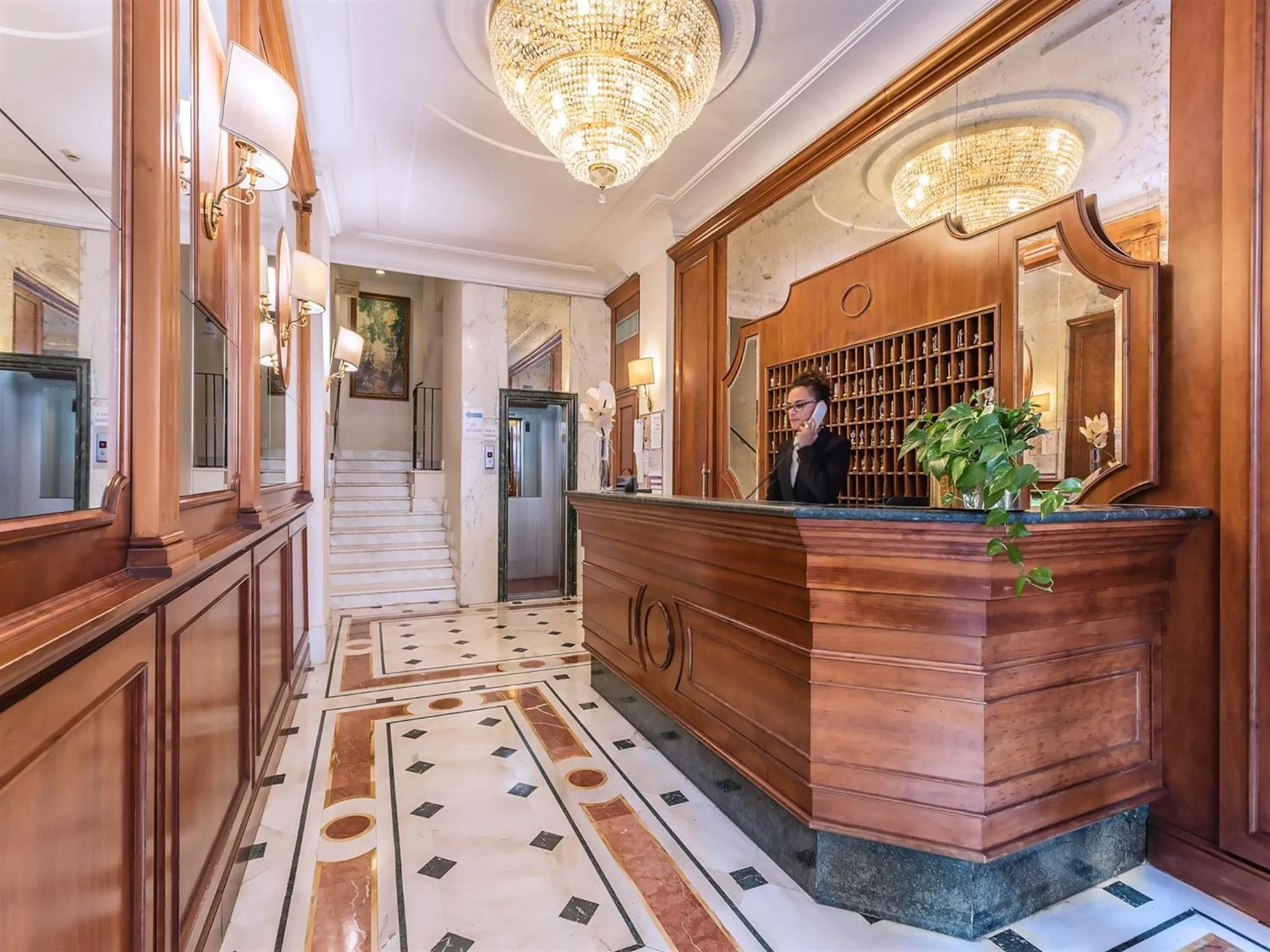 Lobby or reception in Raeli Hotel Siracusa