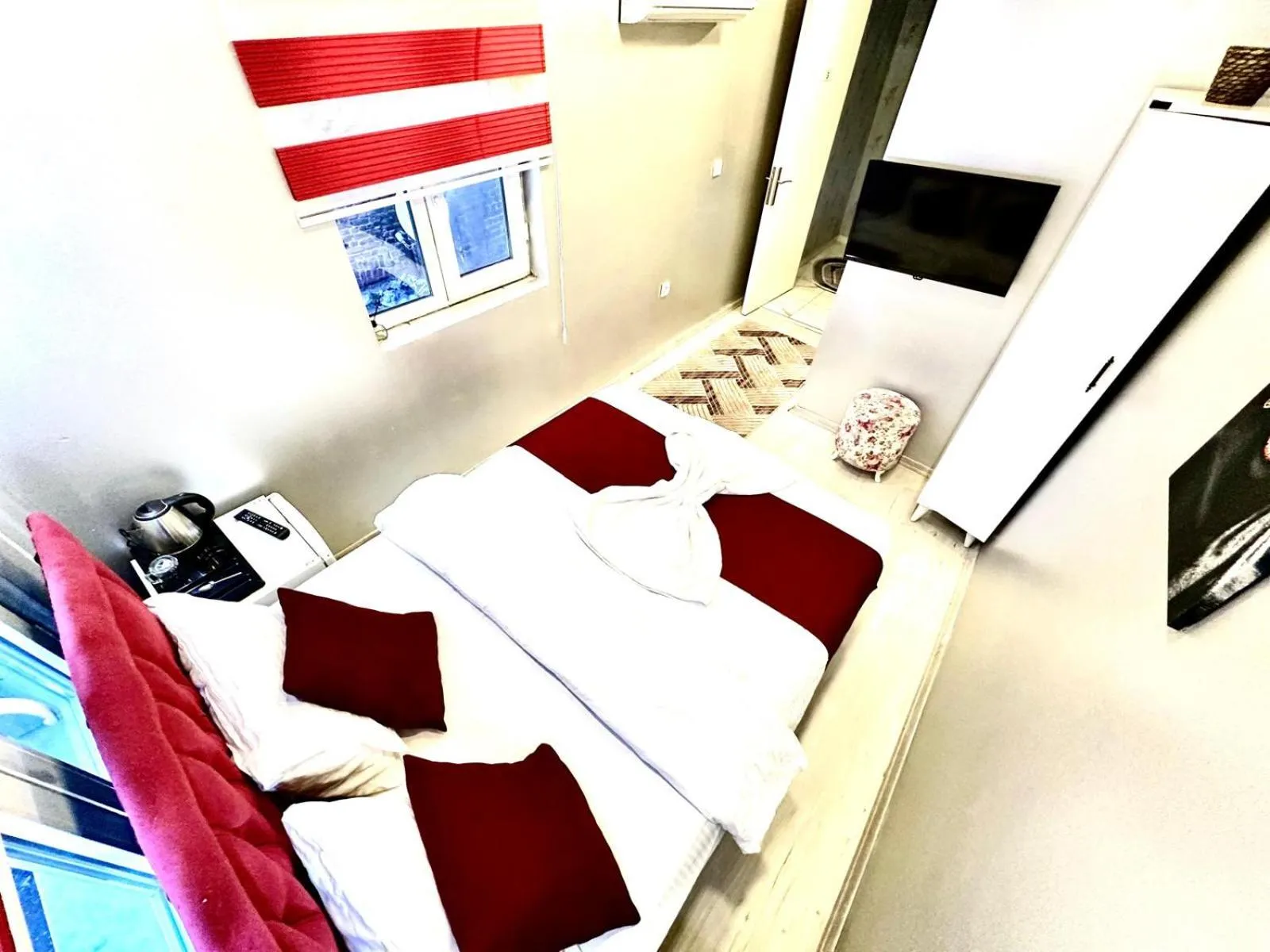 Budget Single Room - single occupancy in Taksim Luxury Capital Hotel