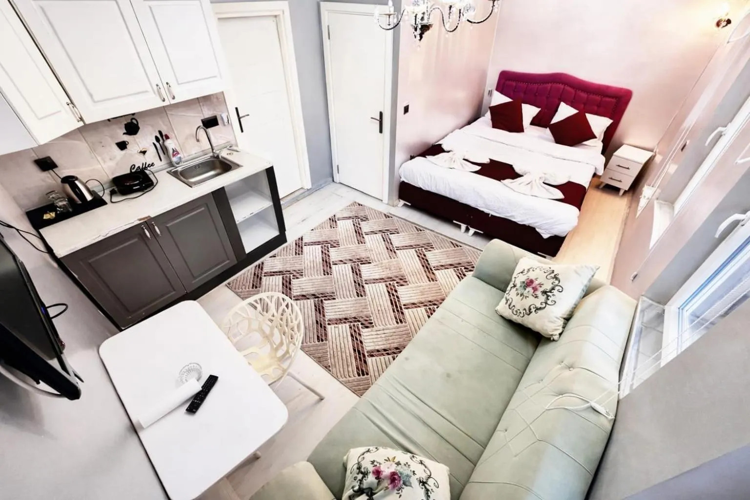 Bed in Taksim Luxury Capital Hotel