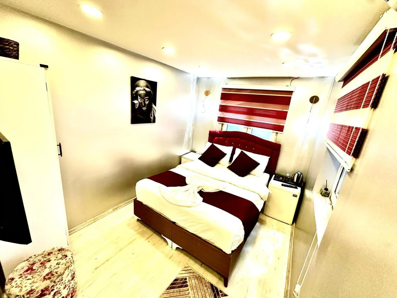 Bed in Taksim Luxury Capital Hotel