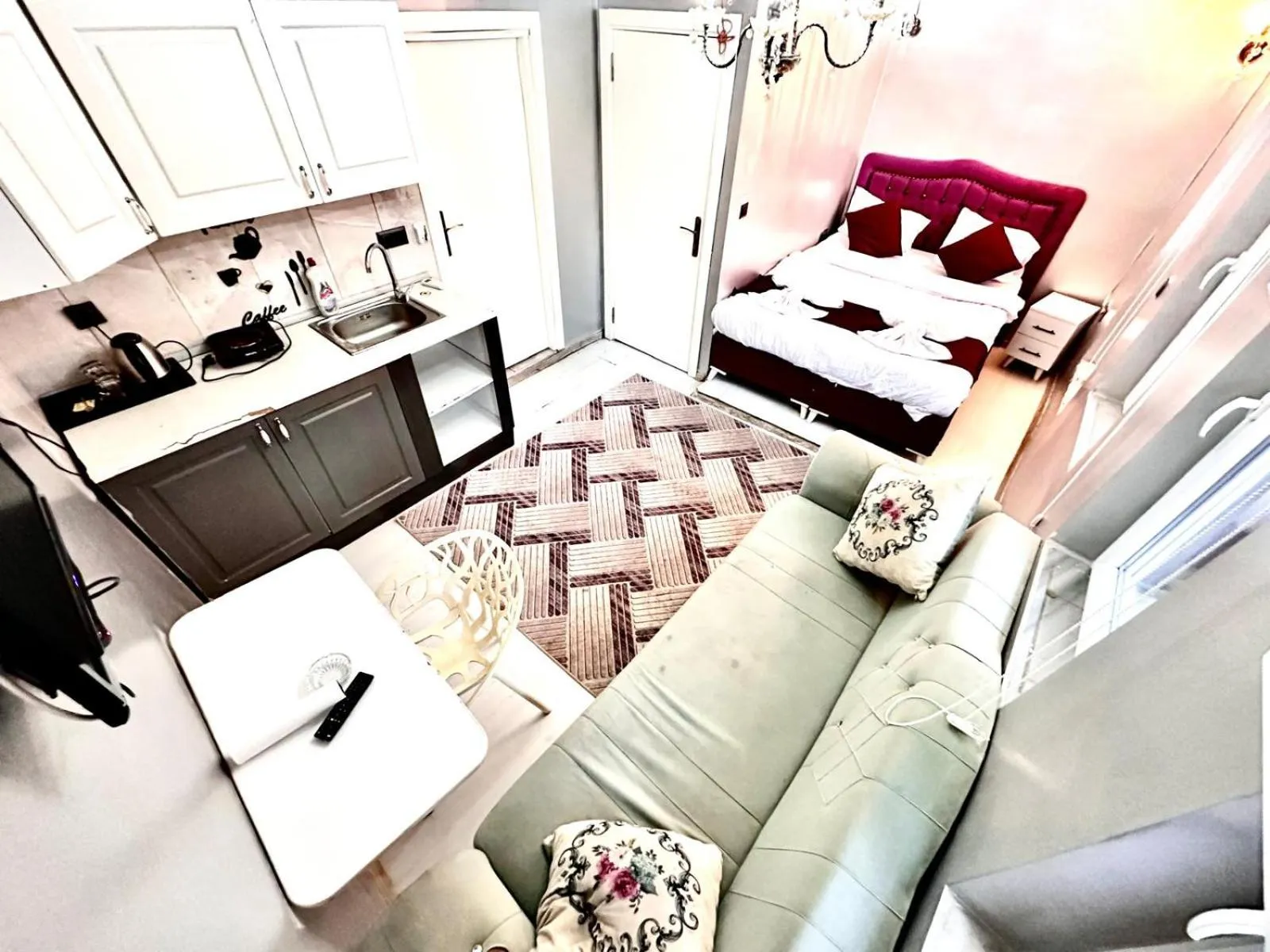 Bed in Taksim Luxury Capital Hotel