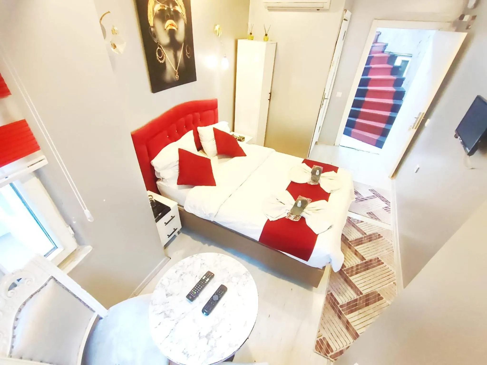 Bed in Taksim Luxury Capital Hotel