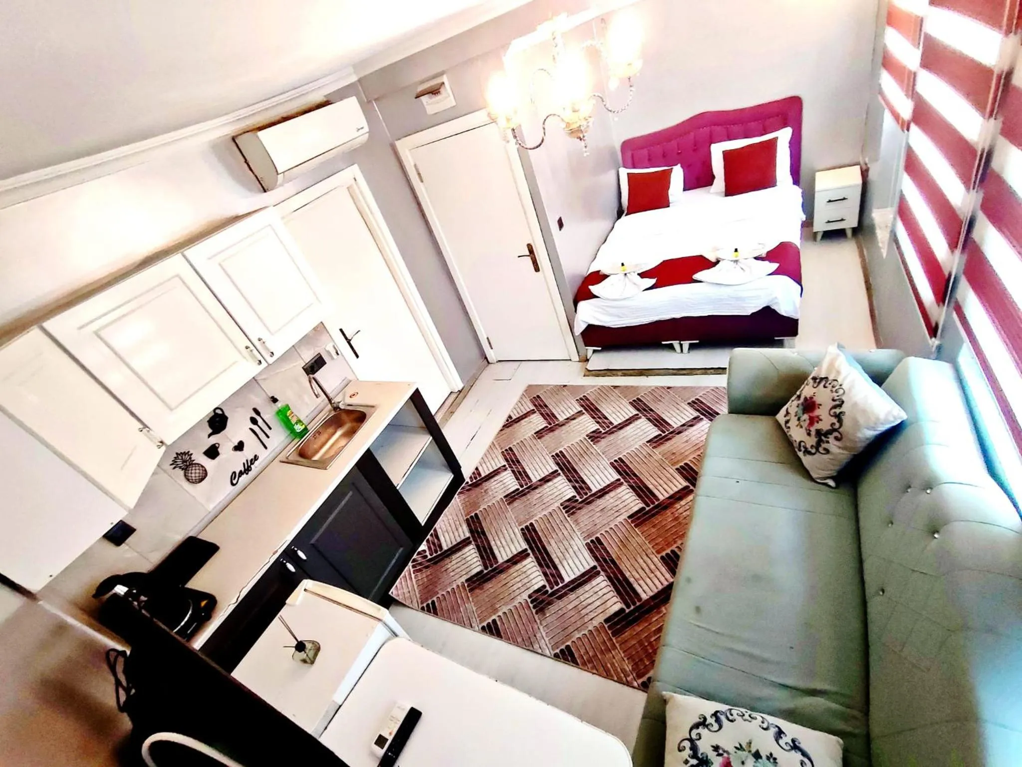 Bed in Taksim Luxury Capital Hotel