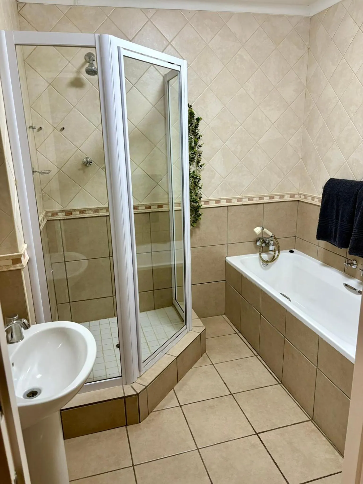 Shower in The Suburban Guest House