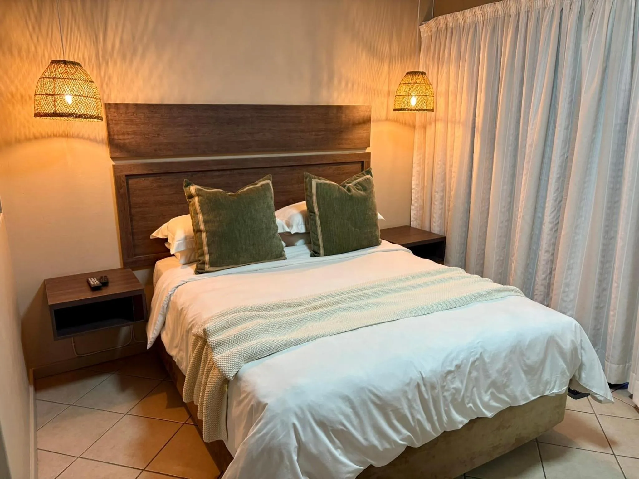 Photo of the whole room, Bed in The Suburban Guest House