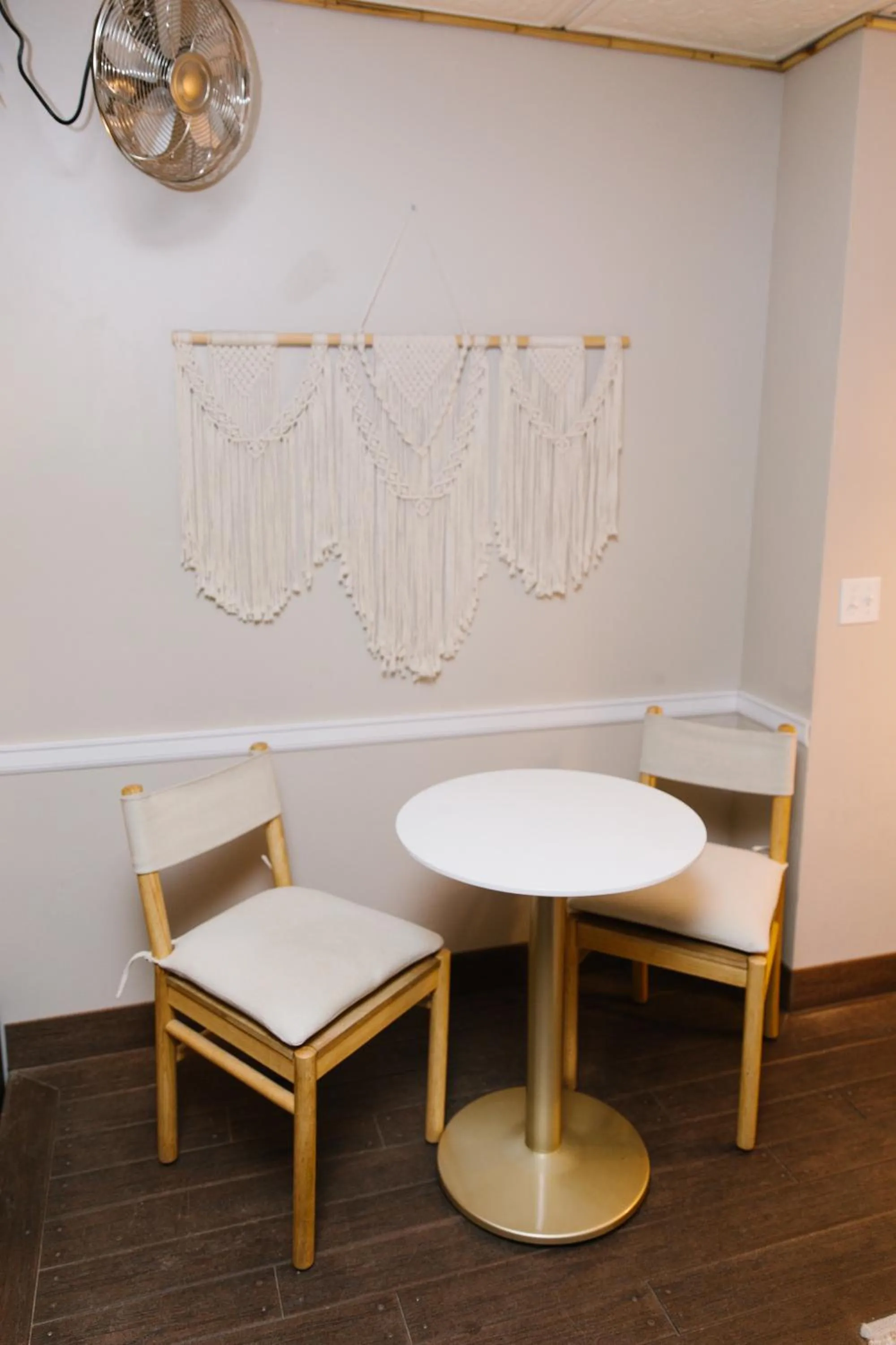 5th East Hall Bed & Breakfast