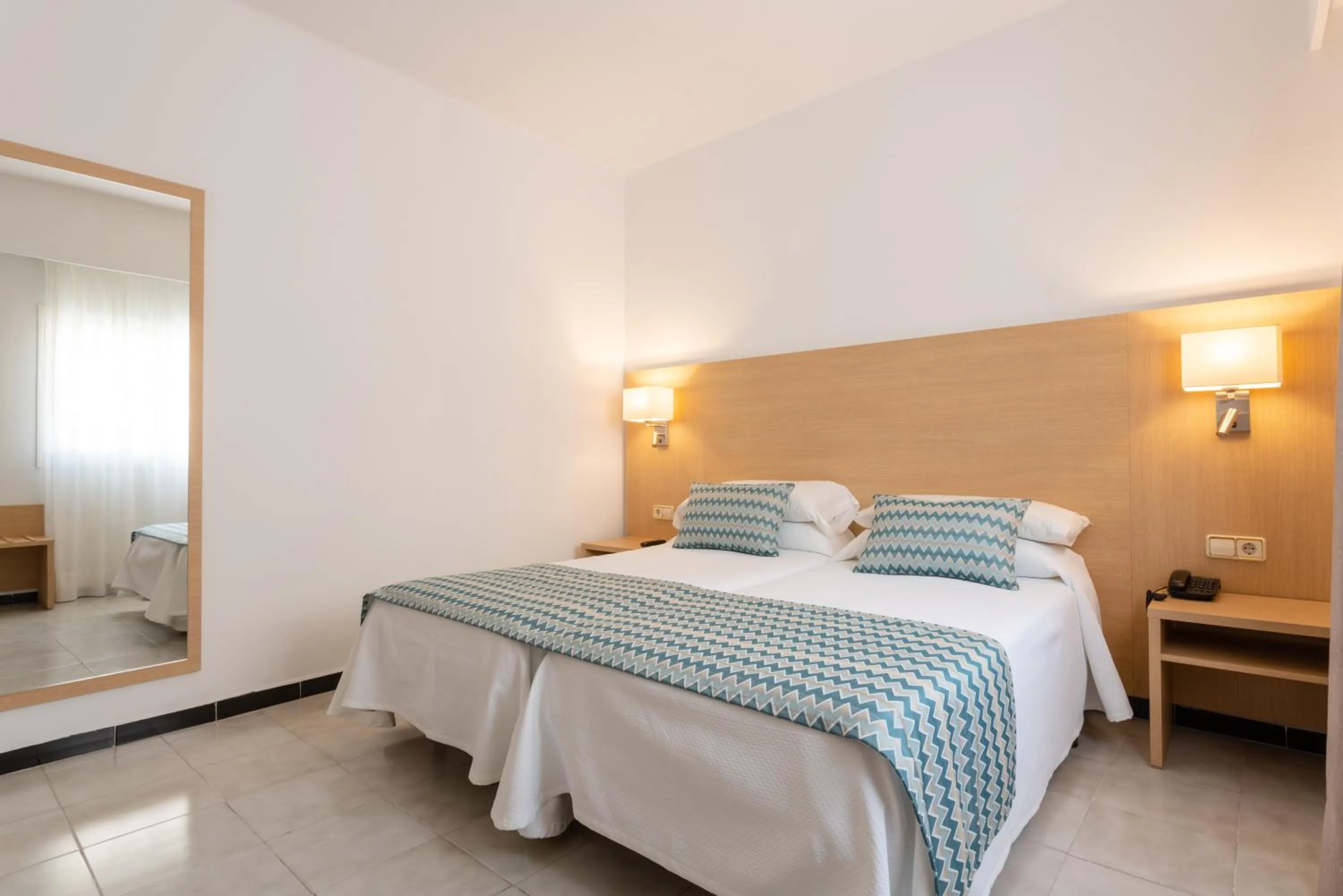 Bedroom, Bed in Hotel Riutort