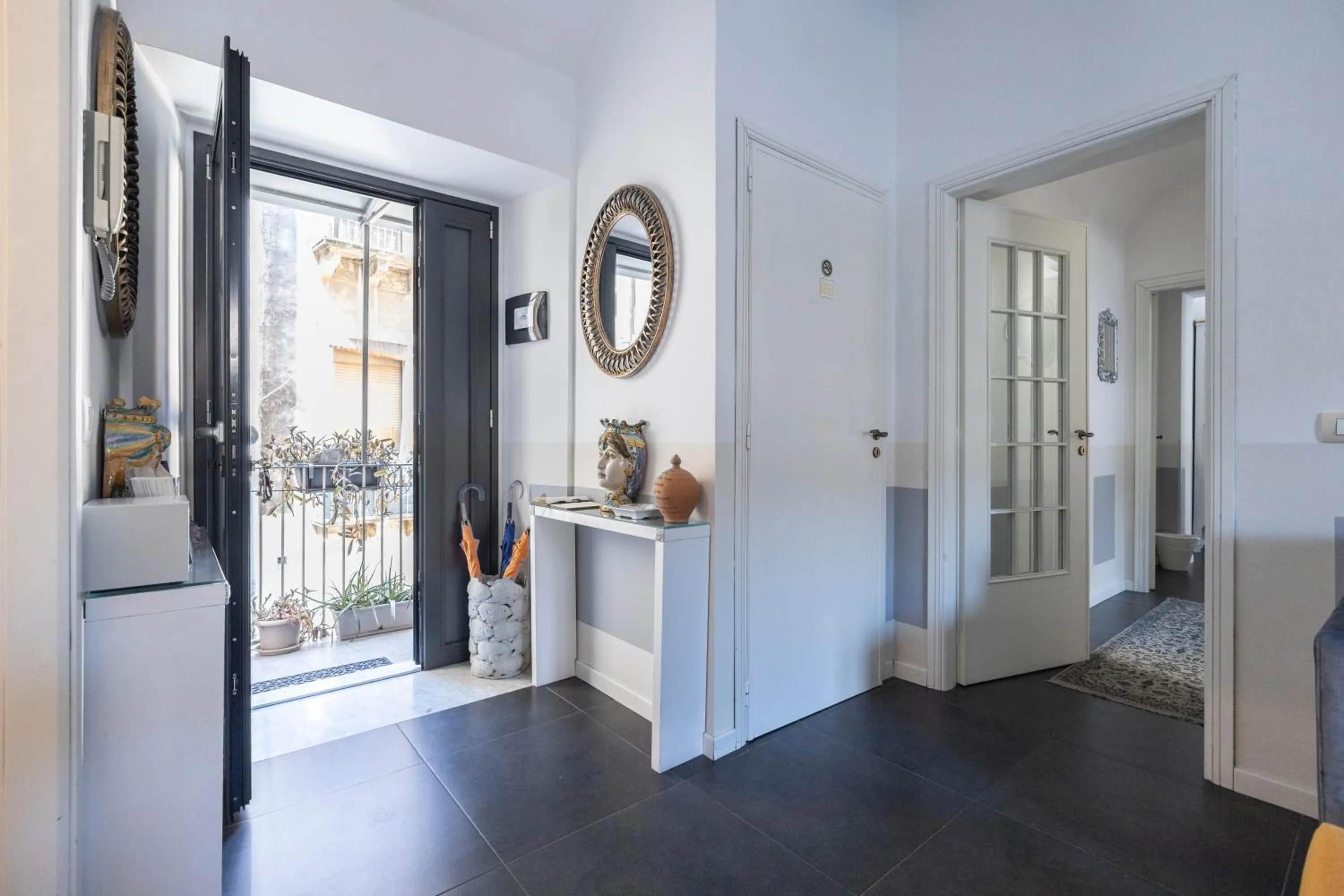 Property building in I Mori