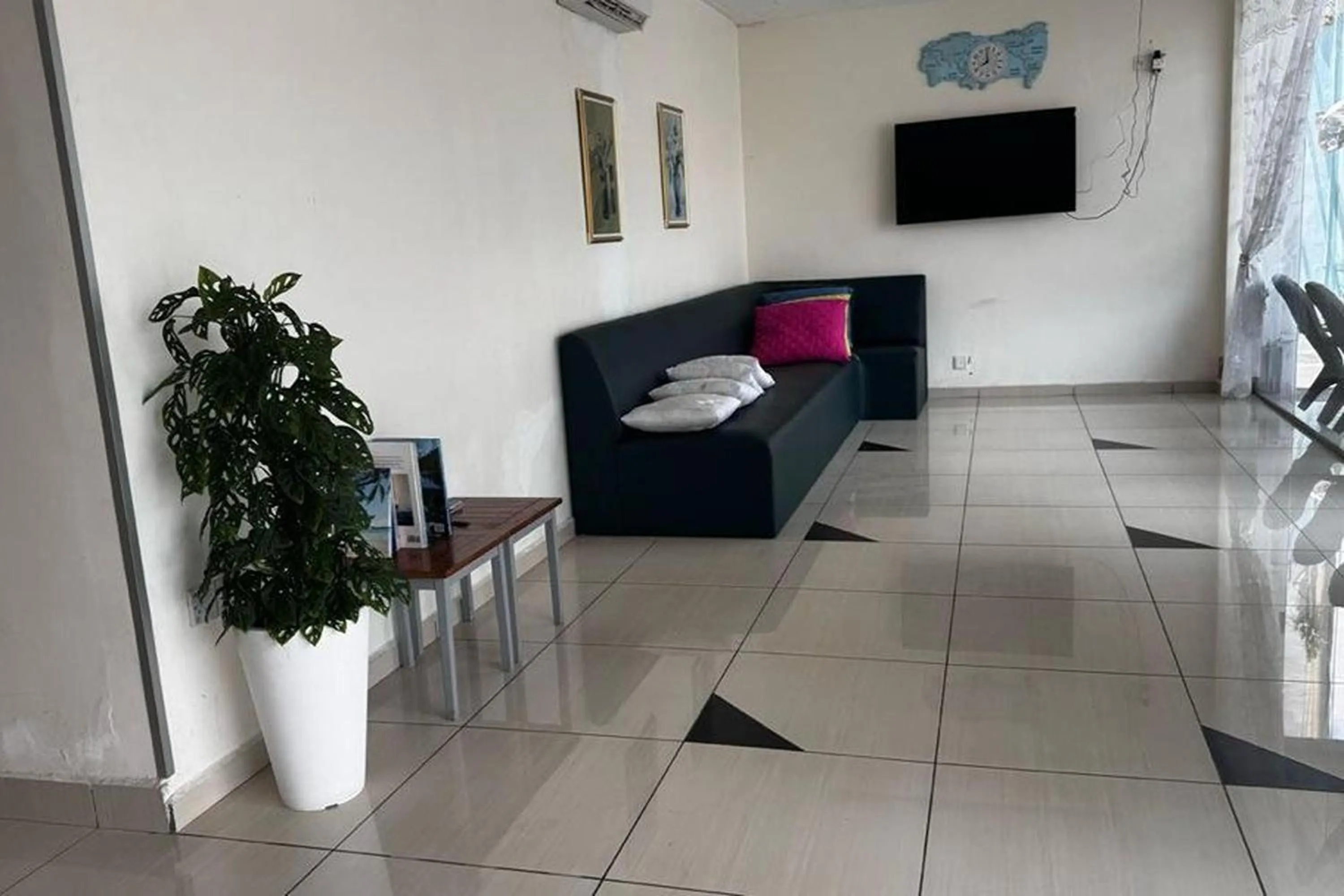 Lobby or reception, Bed in Hotel D Lima Inn Langkawi