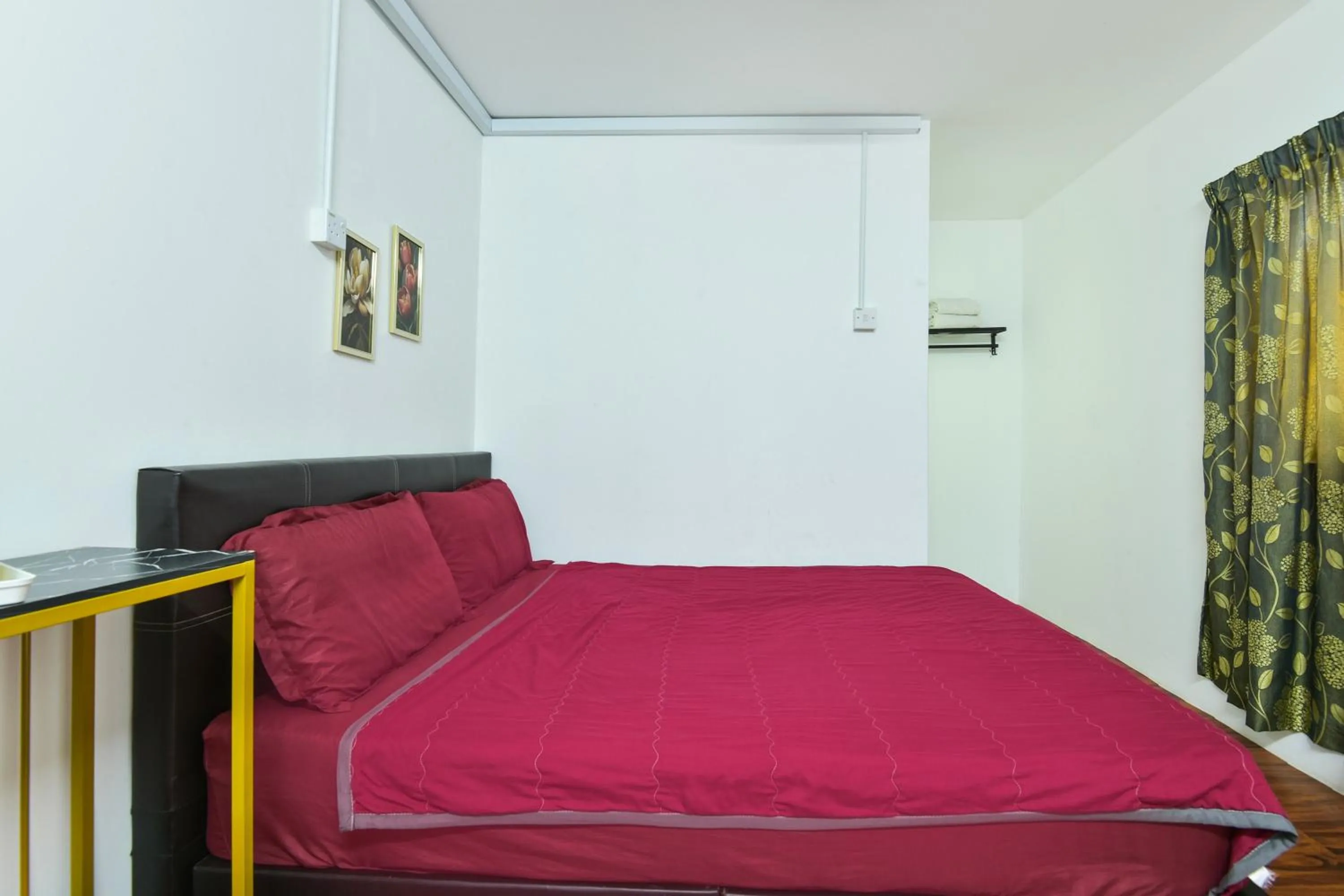 Bedroom, Bed in Hotel O Asiacamp Chalet Tanjung Karang