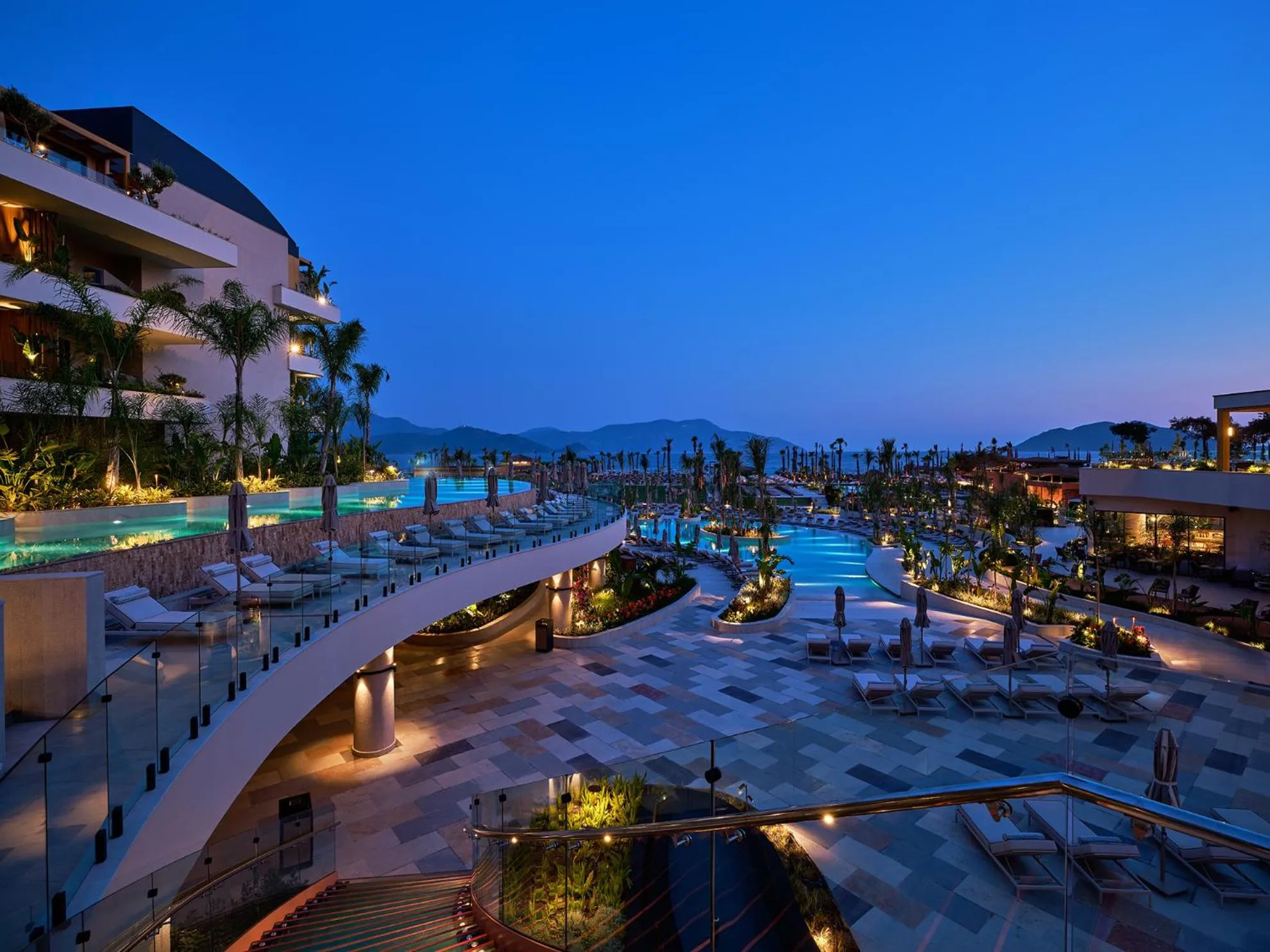 Night in XO CAPE ARNNA Fethiye