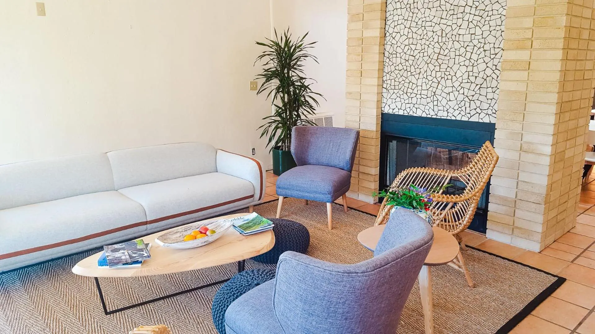 Lobby or reception in Contenta Inn