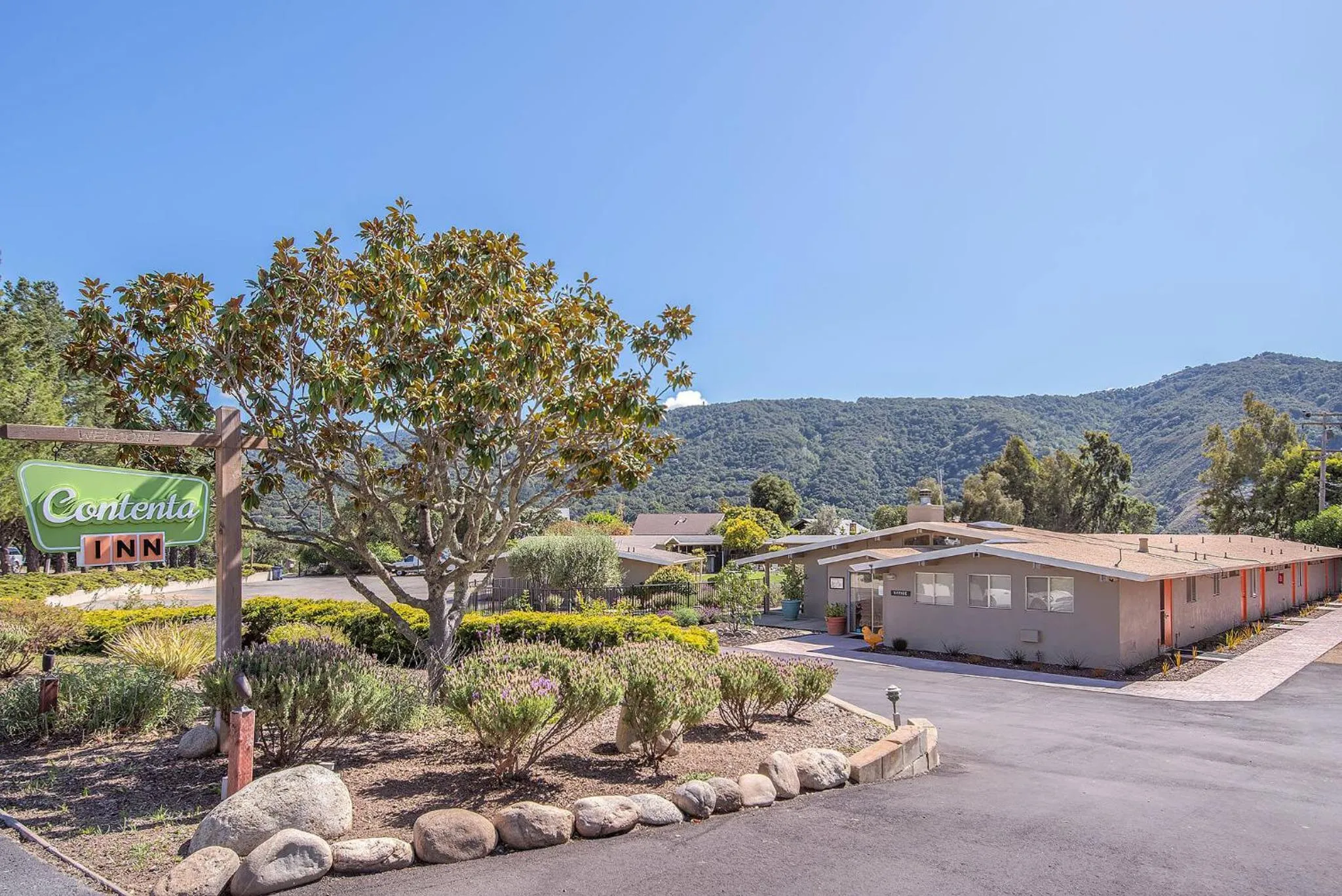 Property building in Contenta Inn