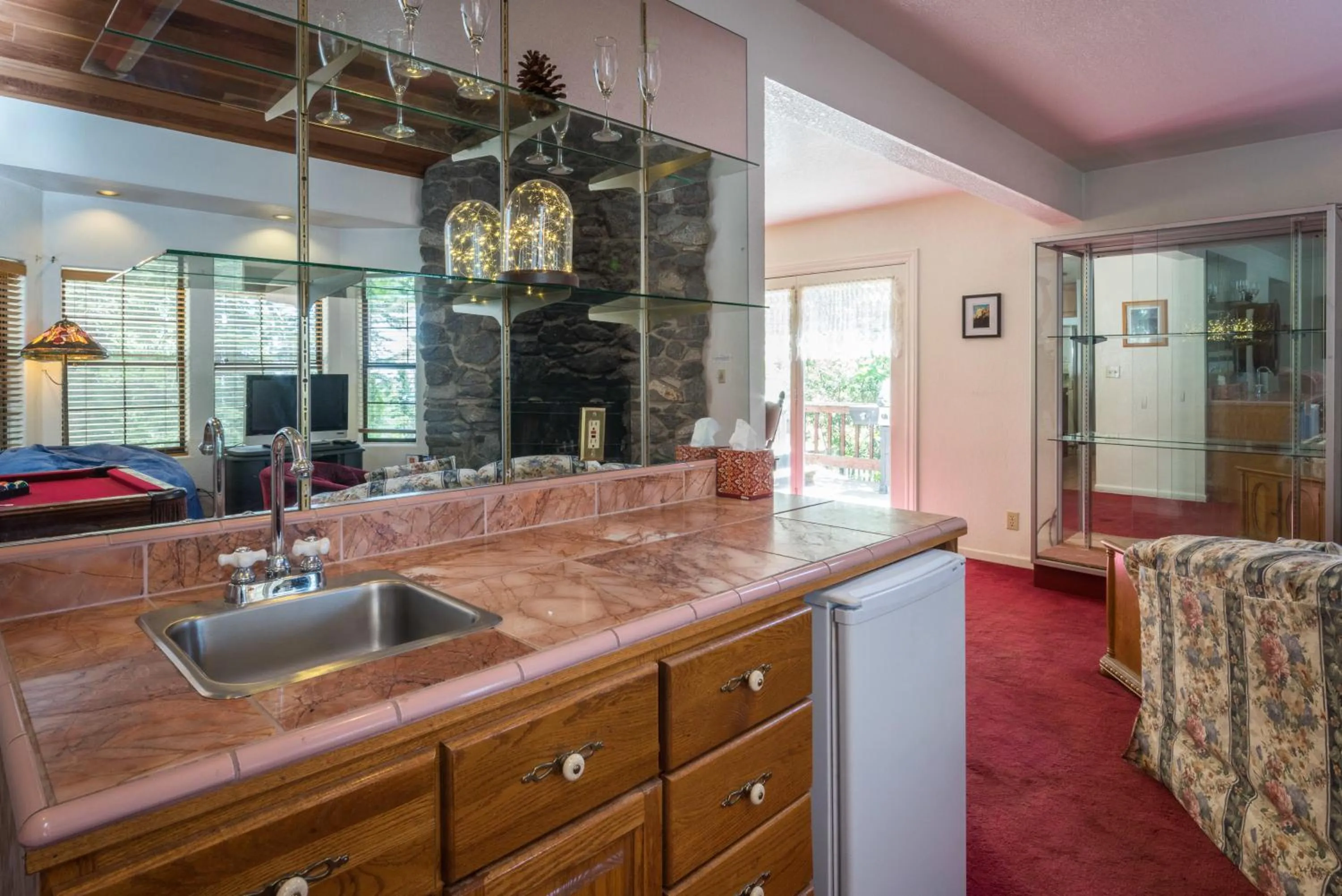 Living room in Inside Yosemite Mountain Beauty