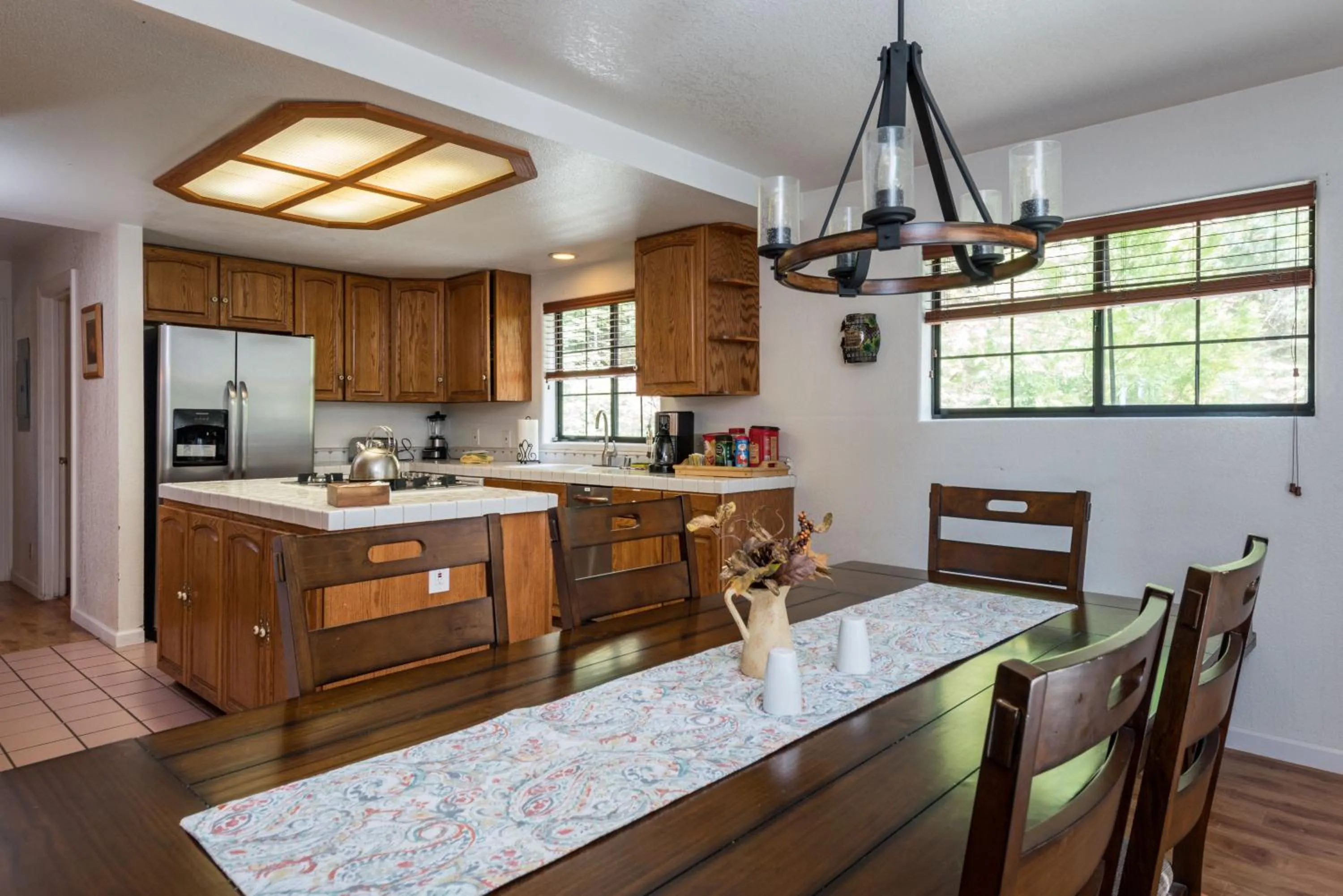 Coffee/tea facilities in Inside Yosemite Mountain Beauty