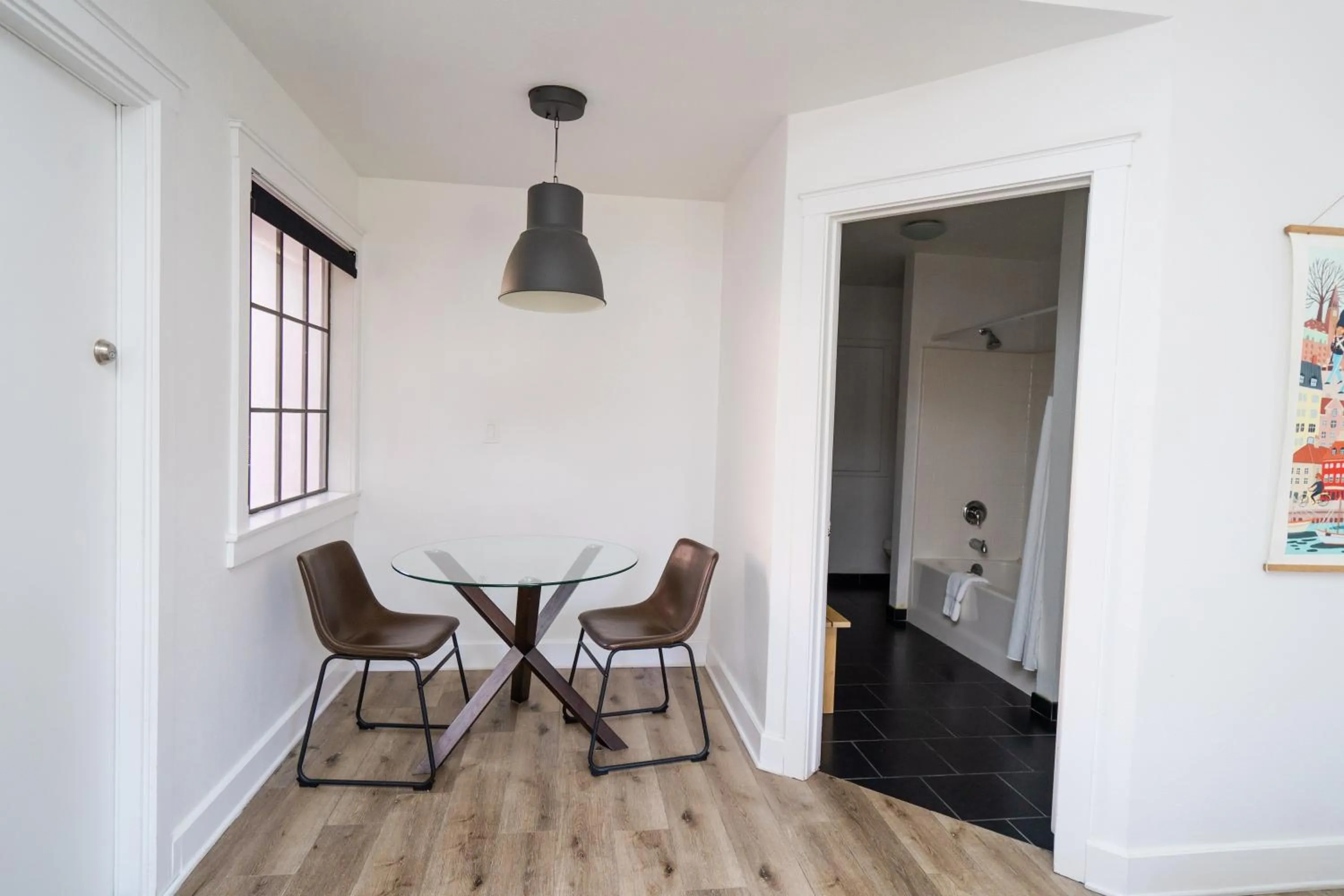 Dining area in Atterdag Inn