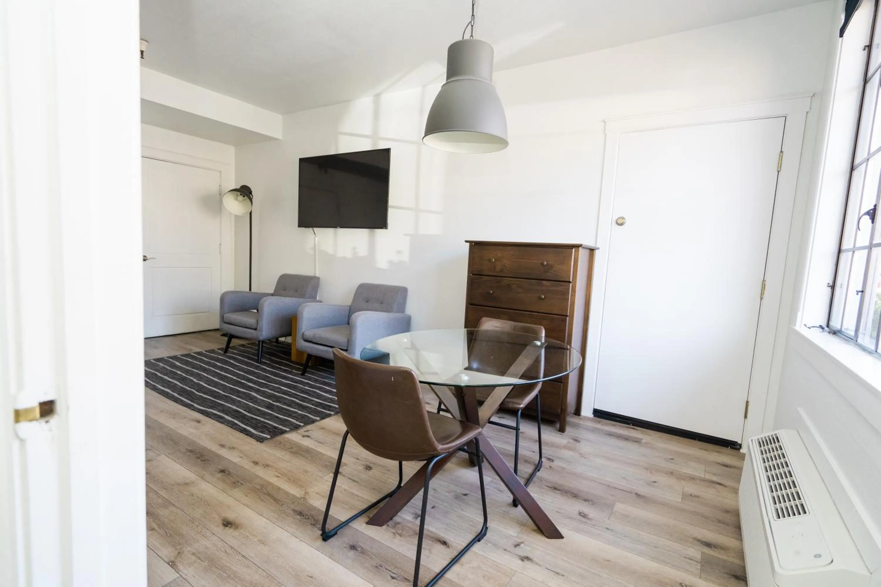 Dining area in Atterdag Inn