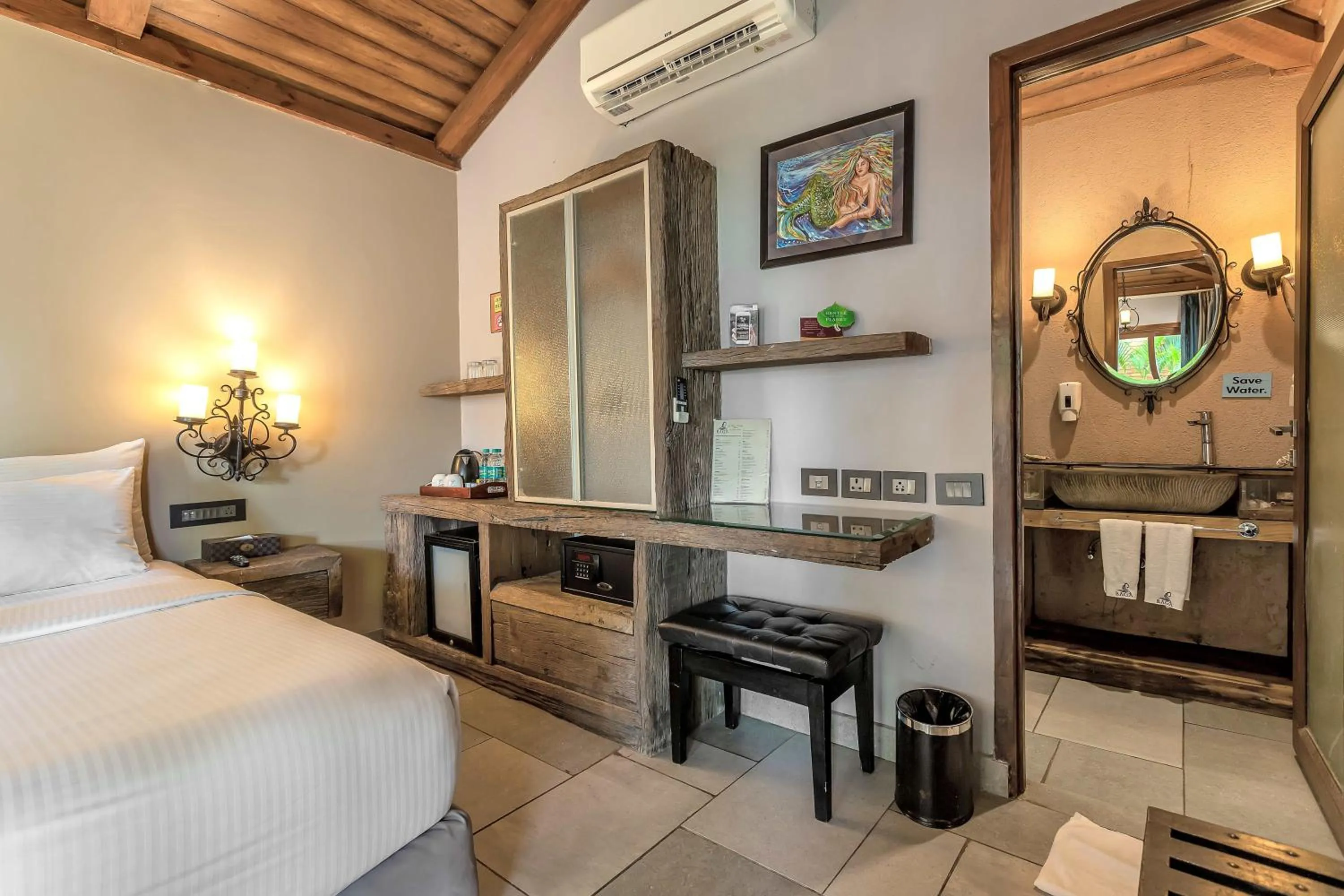 Bedroom, Bed in The Baga Beach Resort