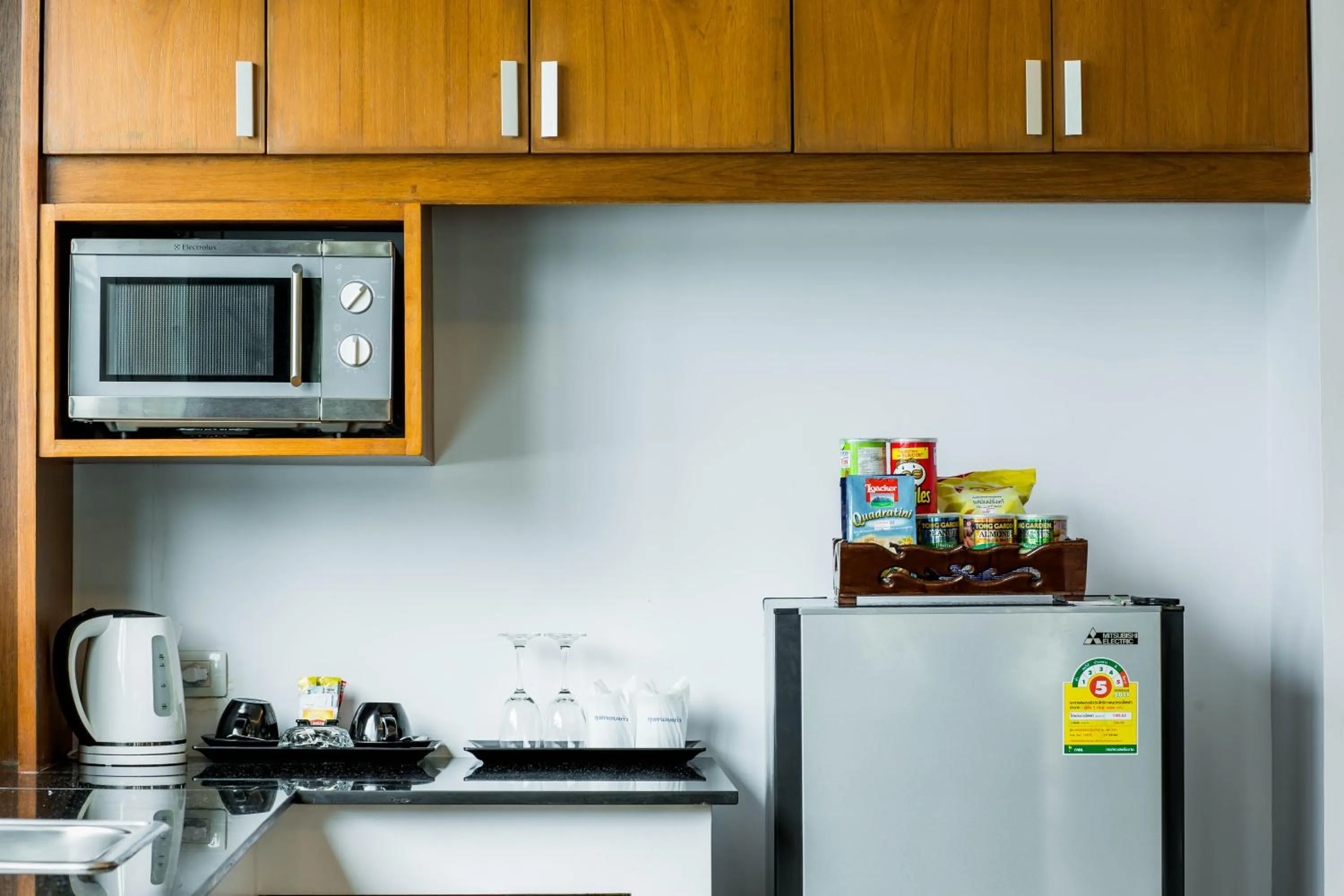 Coffee/tea facilities in Phi Phi Cliff Beach Resort