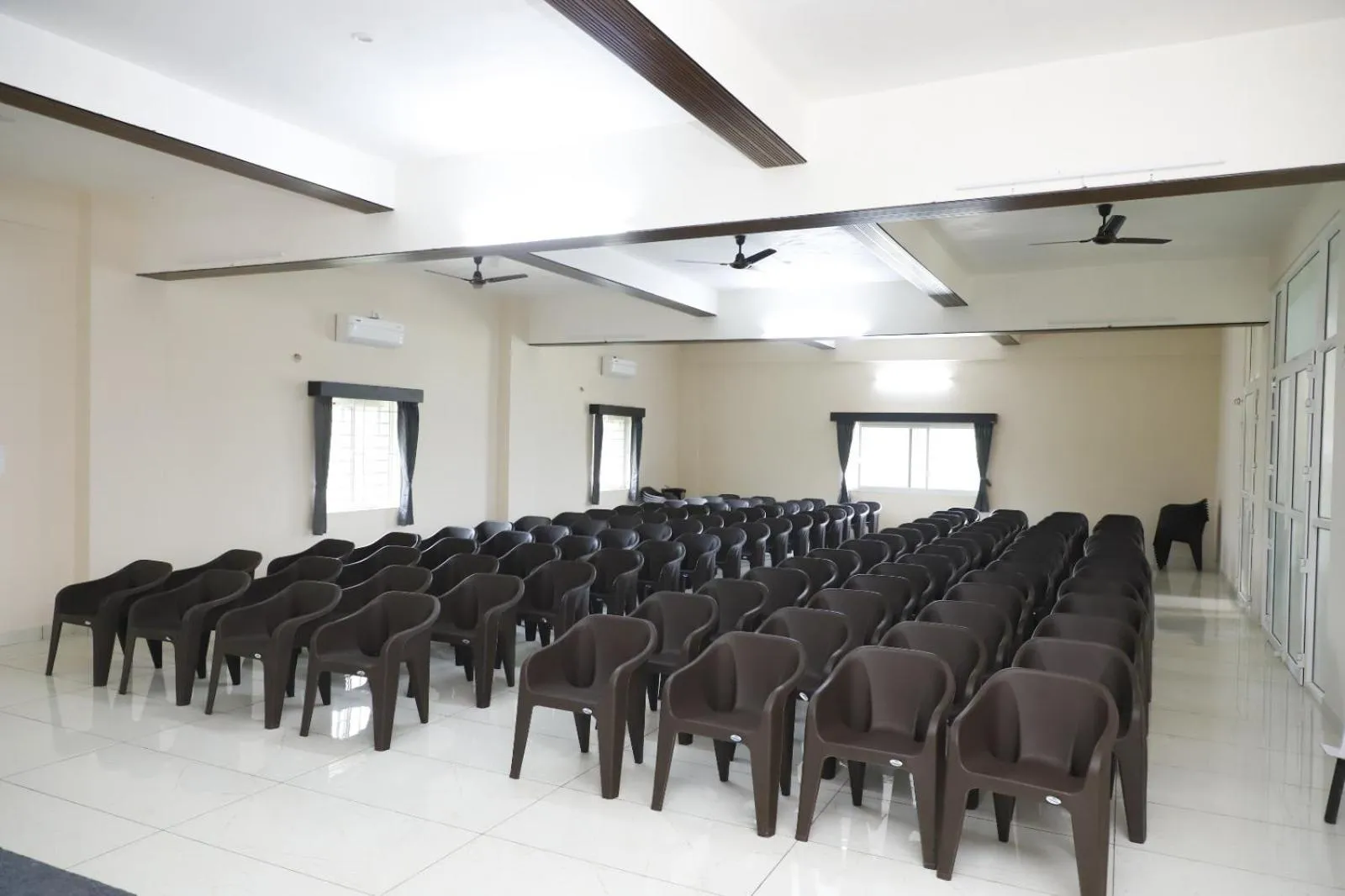 Meeting/conference room in Elite Villa